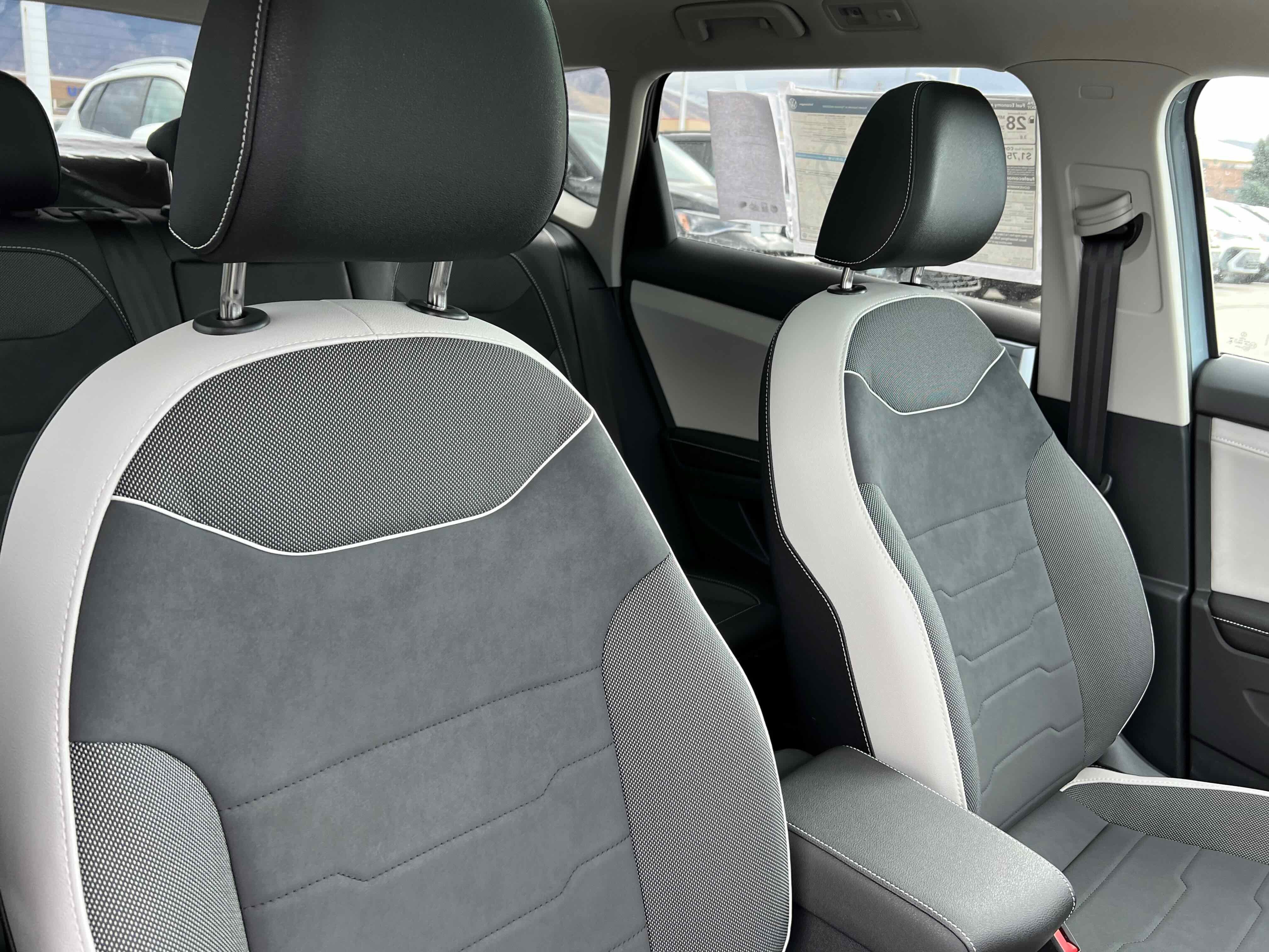 2026 Volkswagen Taos SE