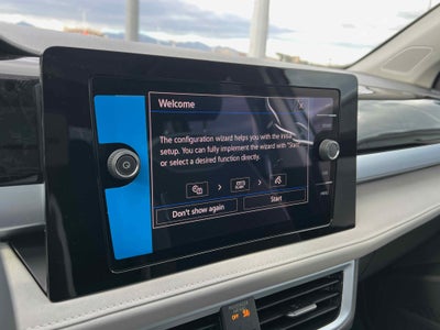 2026 Volkswagen Taos SE