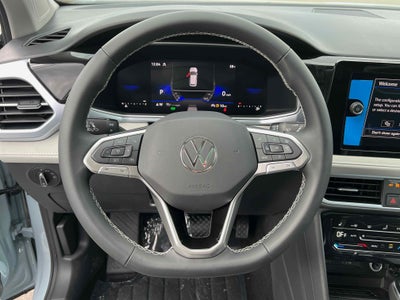 2026 Volkswagen Taos SE
