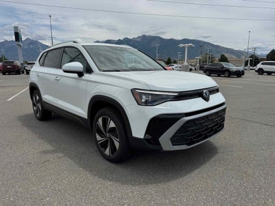 2025 Volkswagen Taos SE