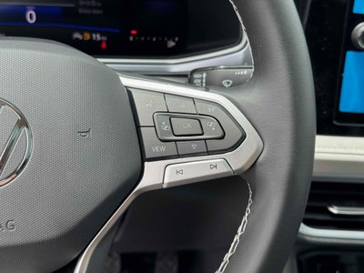 2025 Volkswagen Taos SE