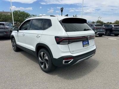 2025 Volkswagen Taos SE