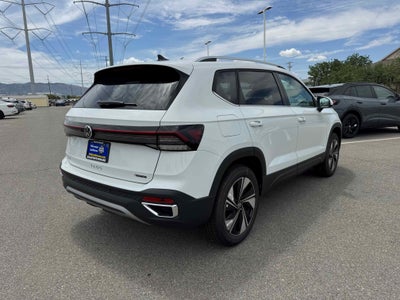 2025 Volkswagen Taos SE
