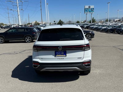 2025 Volkswagen Taos SE