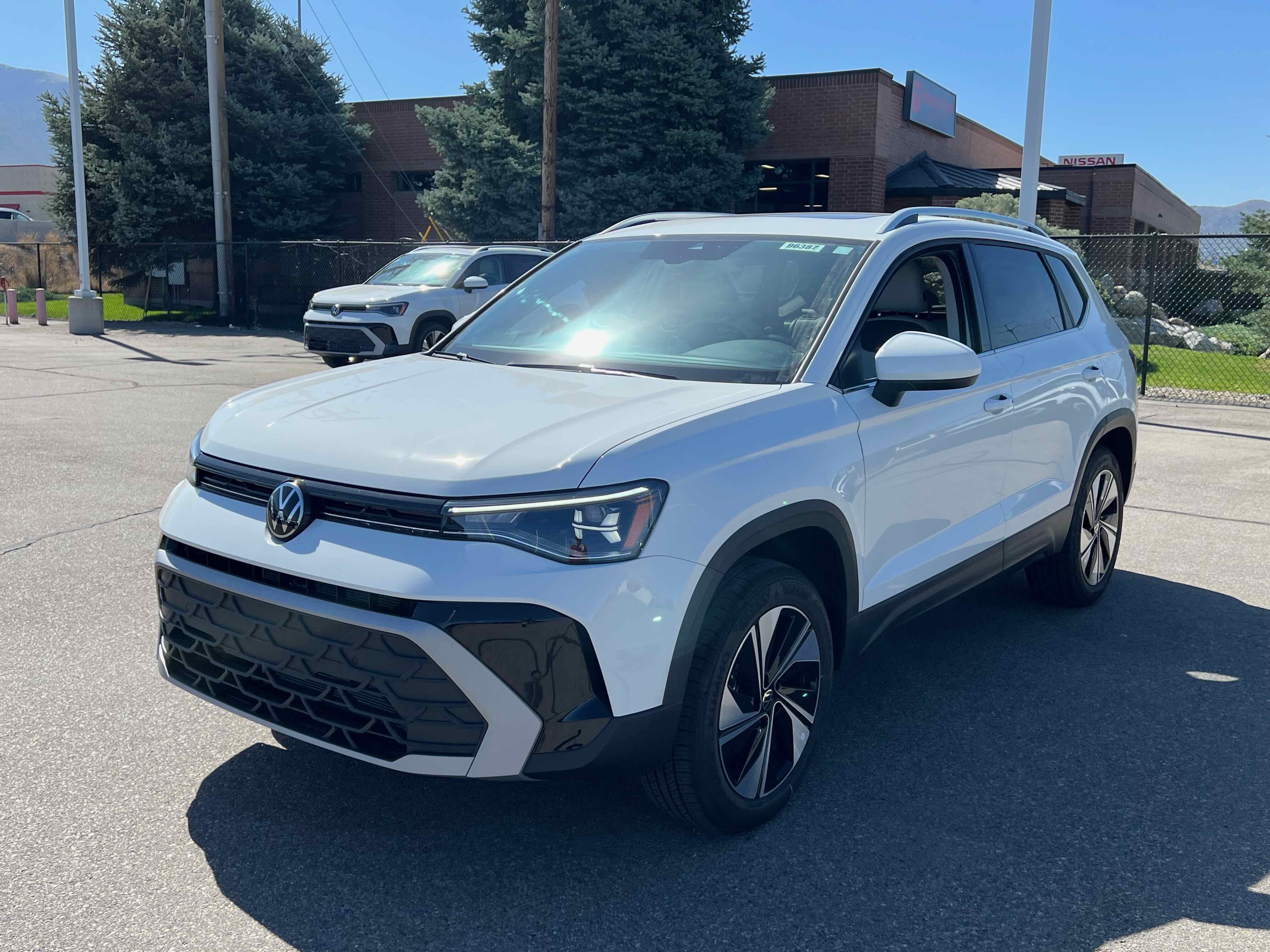 2025 Volkswagen Taos SE