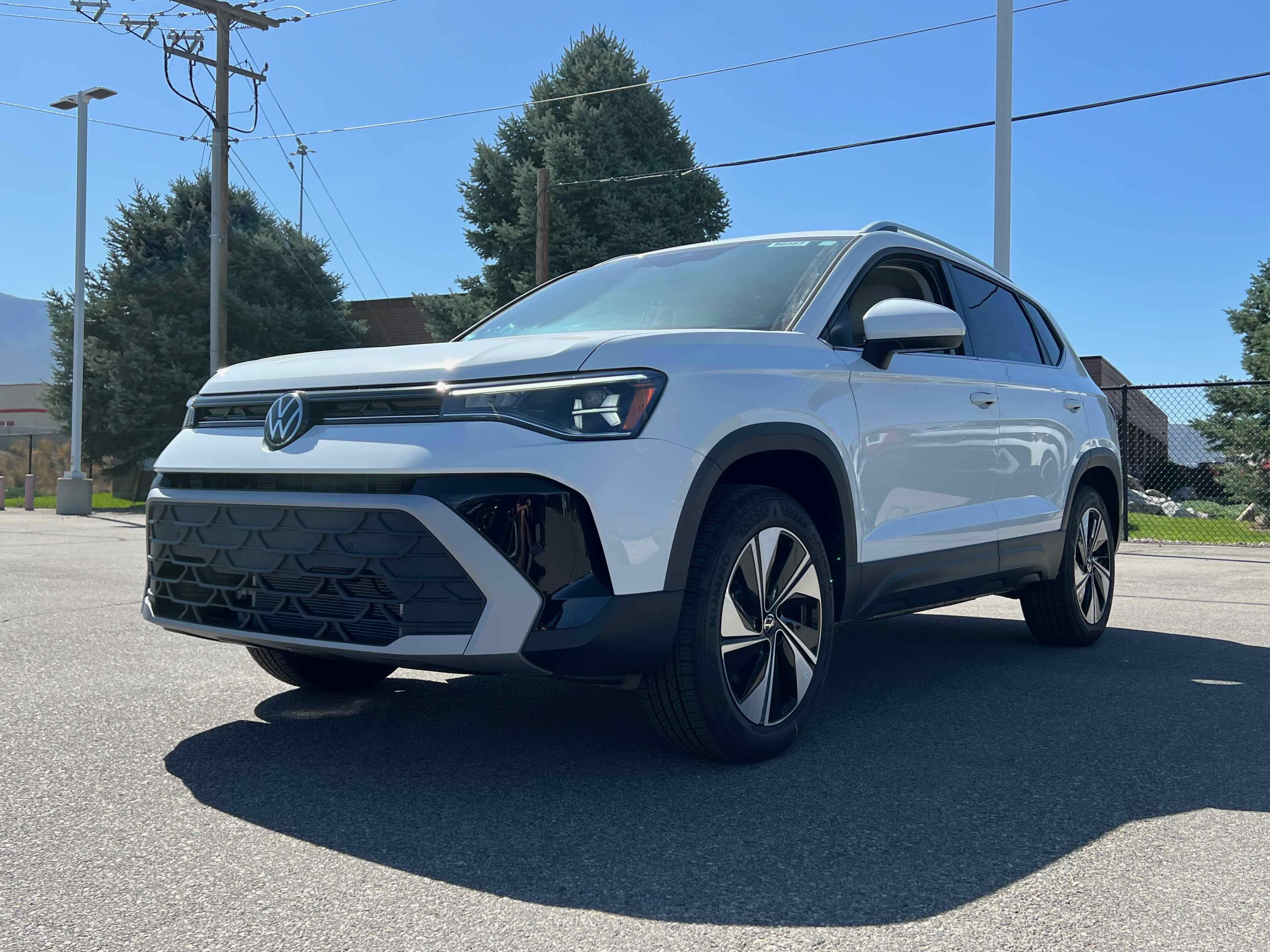 2025 Volkswagen Taos SE