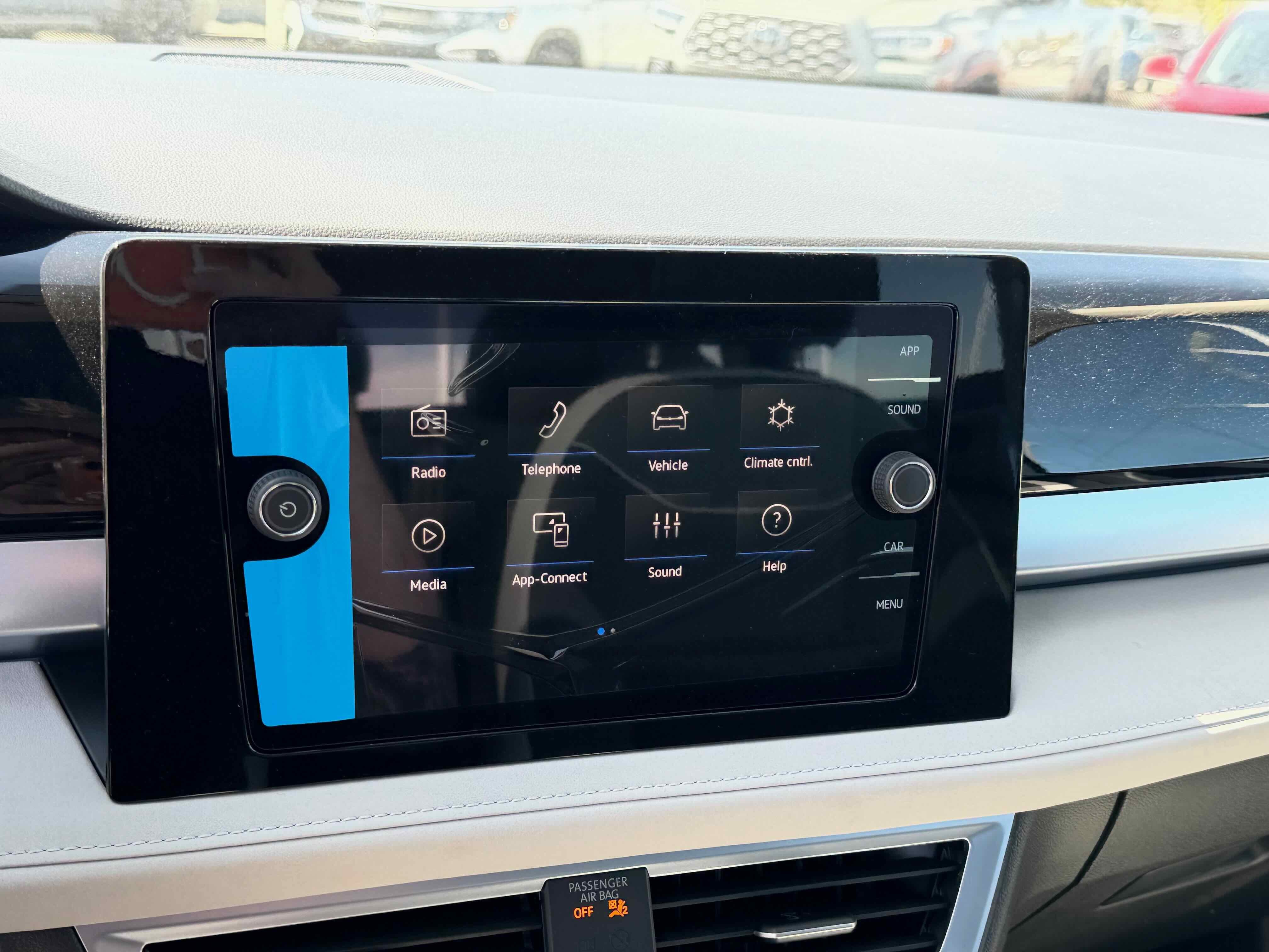 2026 Volkswagen Taos SE