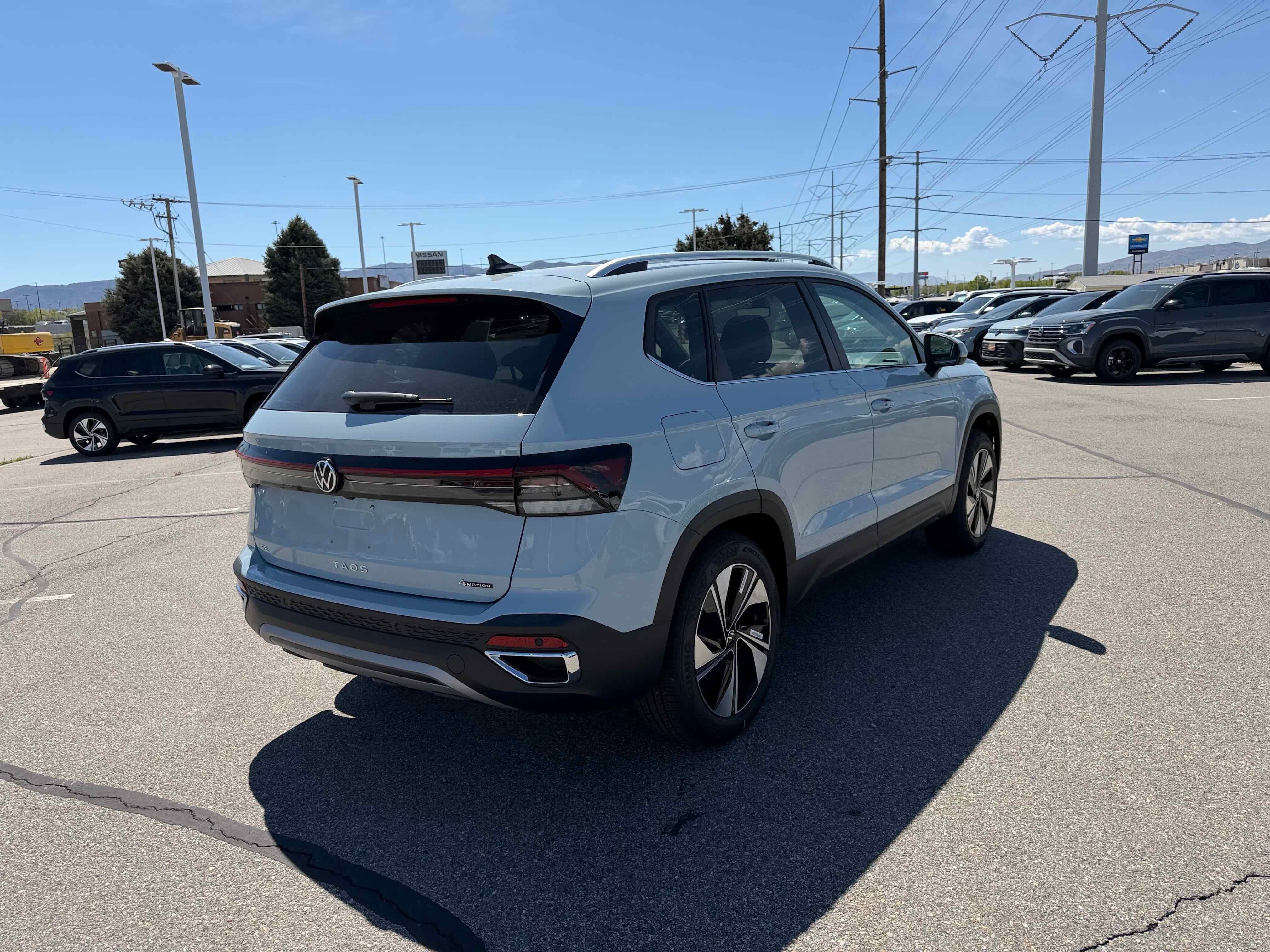 2026 Volkswagen Taos SE