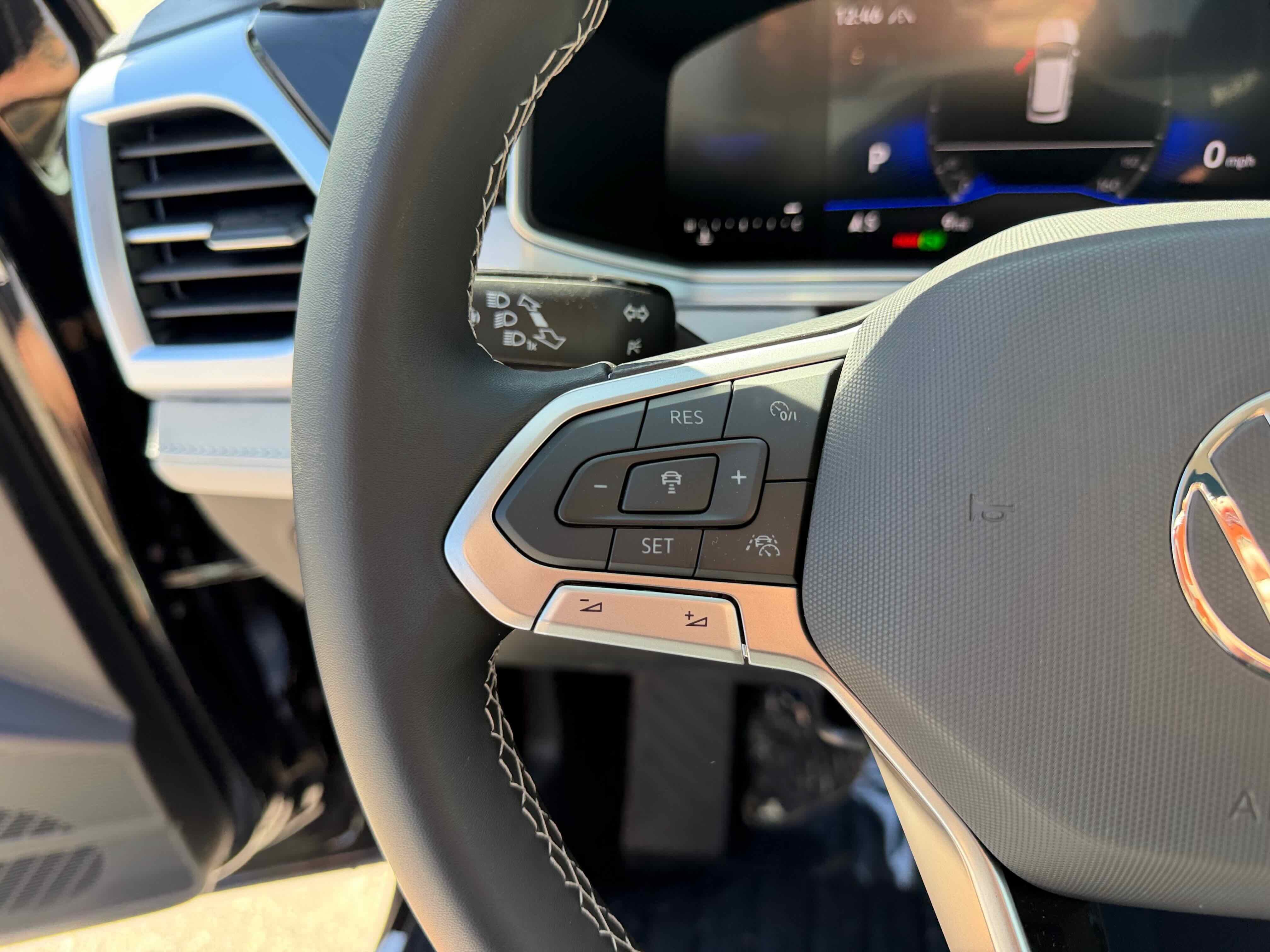 2026 Volkswagen Taos SE