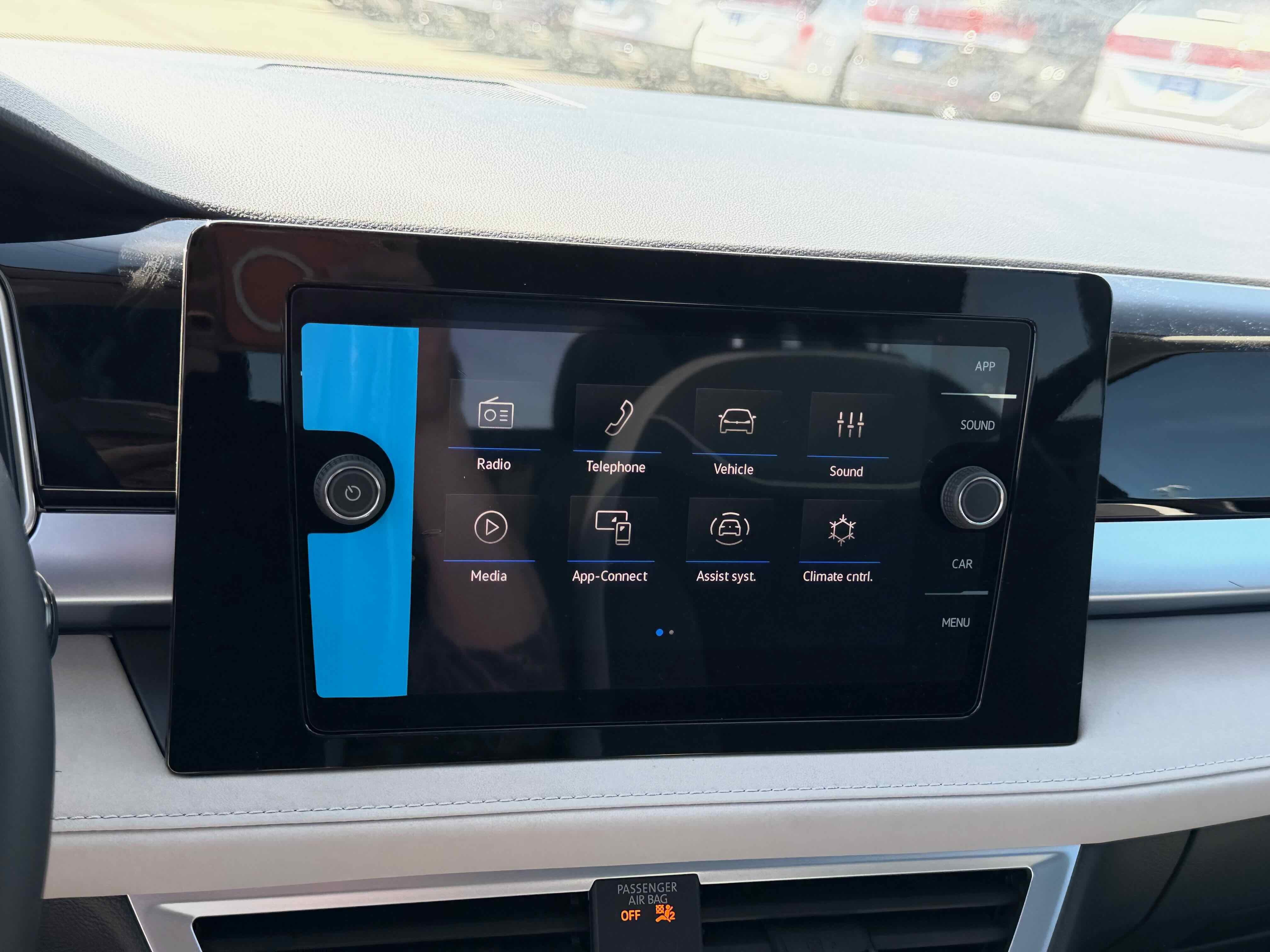 2026 Volkswagen Taos SE