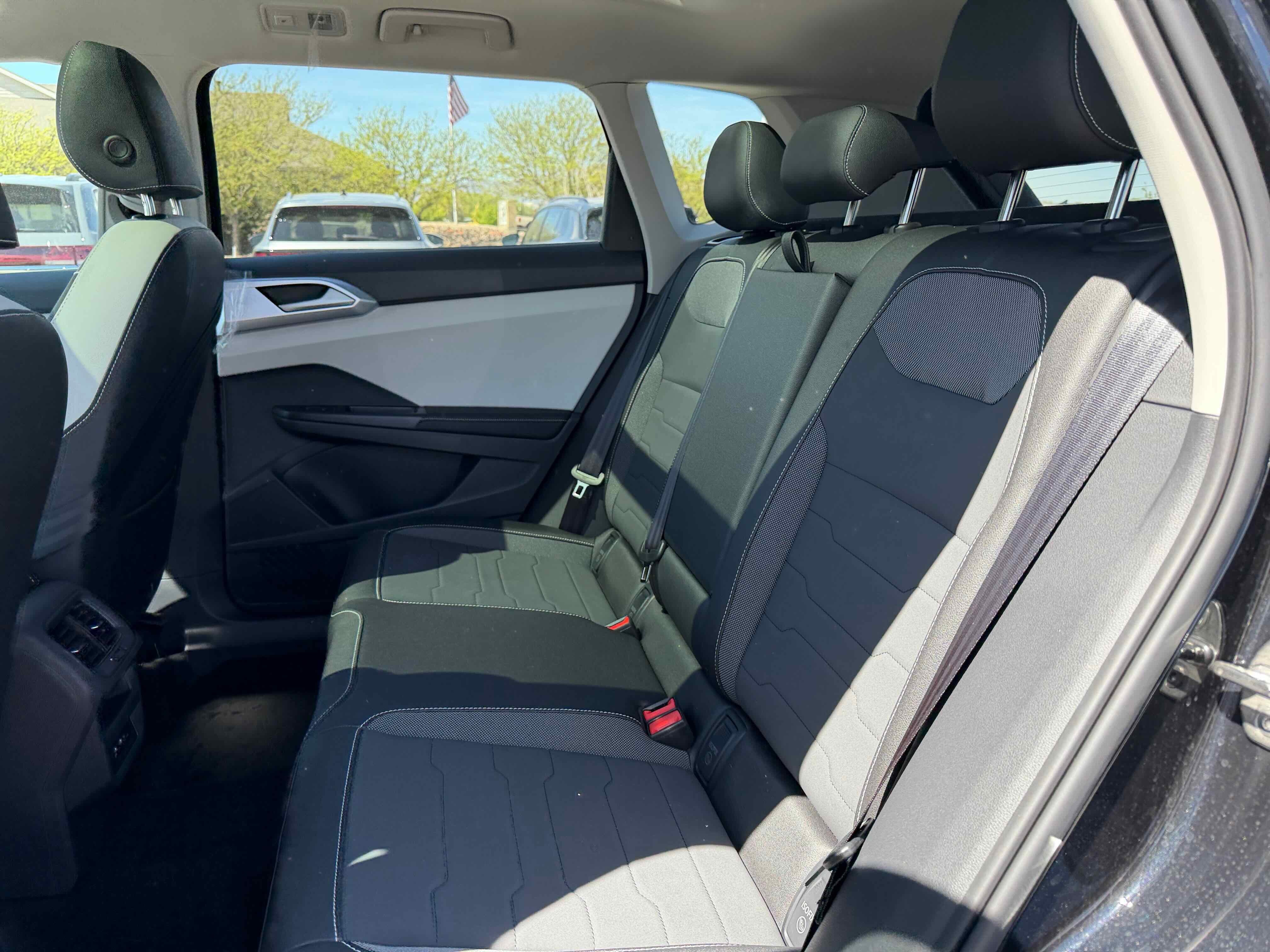 2026 Volkswagen Taos SE