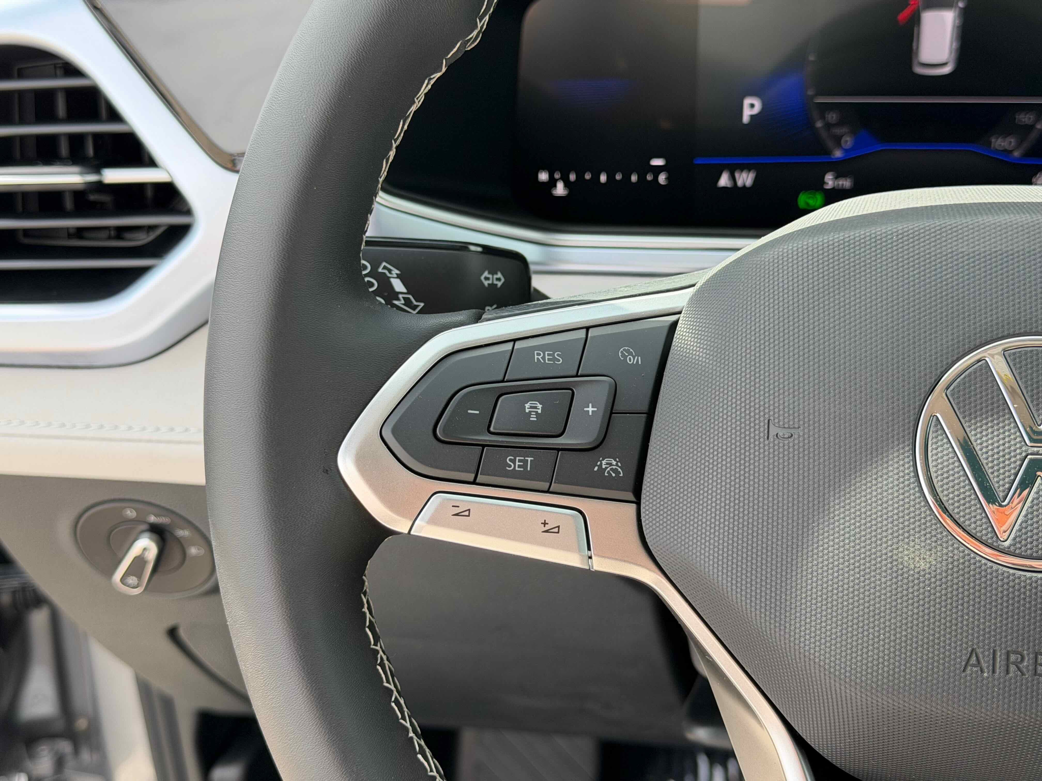 2026 Volkswagen Taos SE