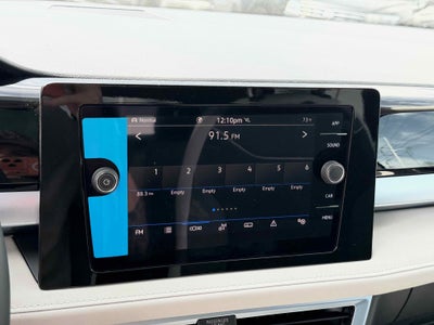 2026 Volkswagen Taos SE