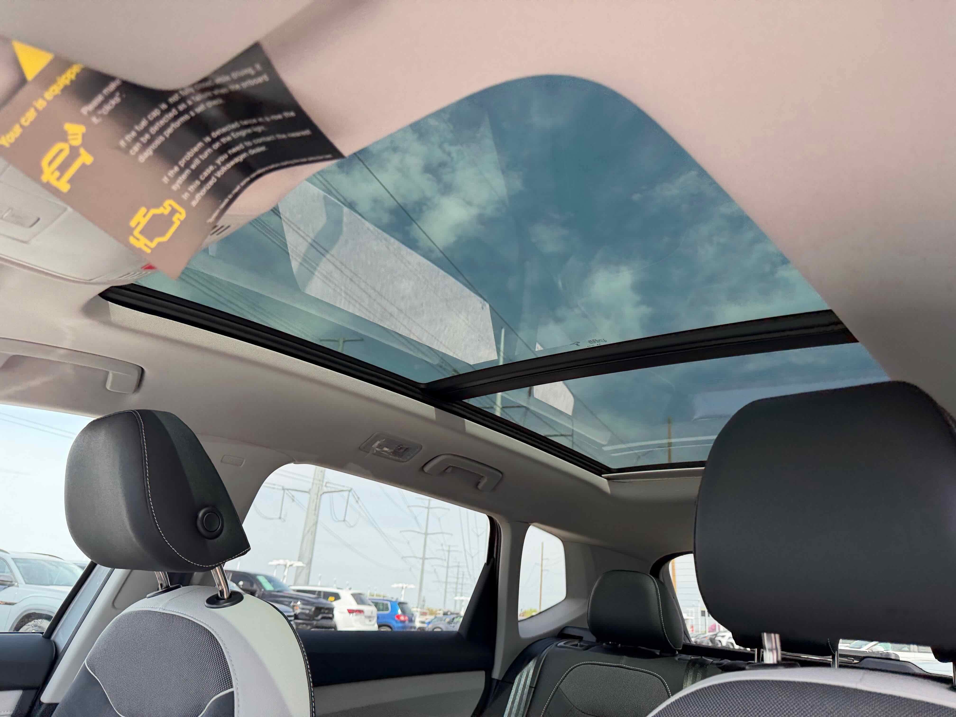 2026 Volkswagen Taos SE