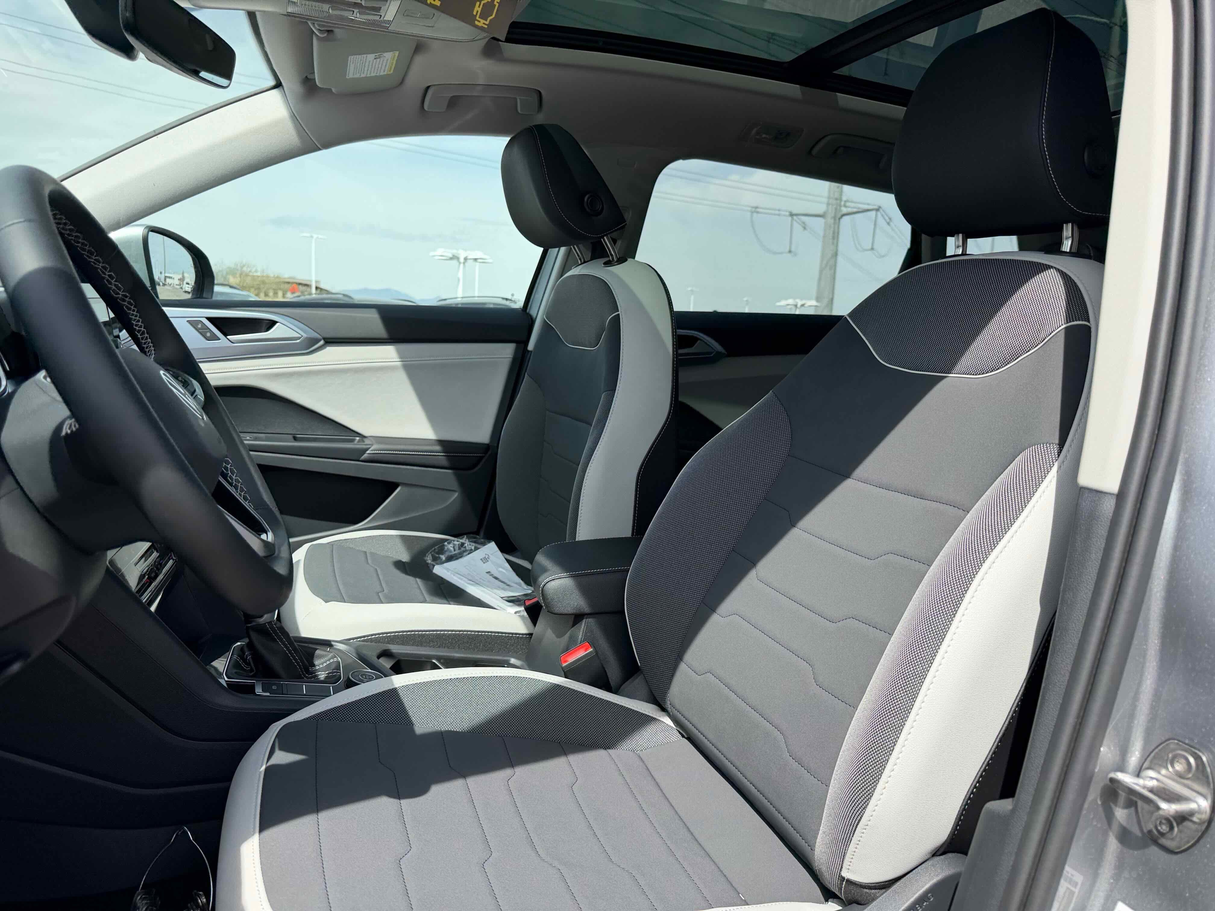 2026 Volkswagen Taos SE