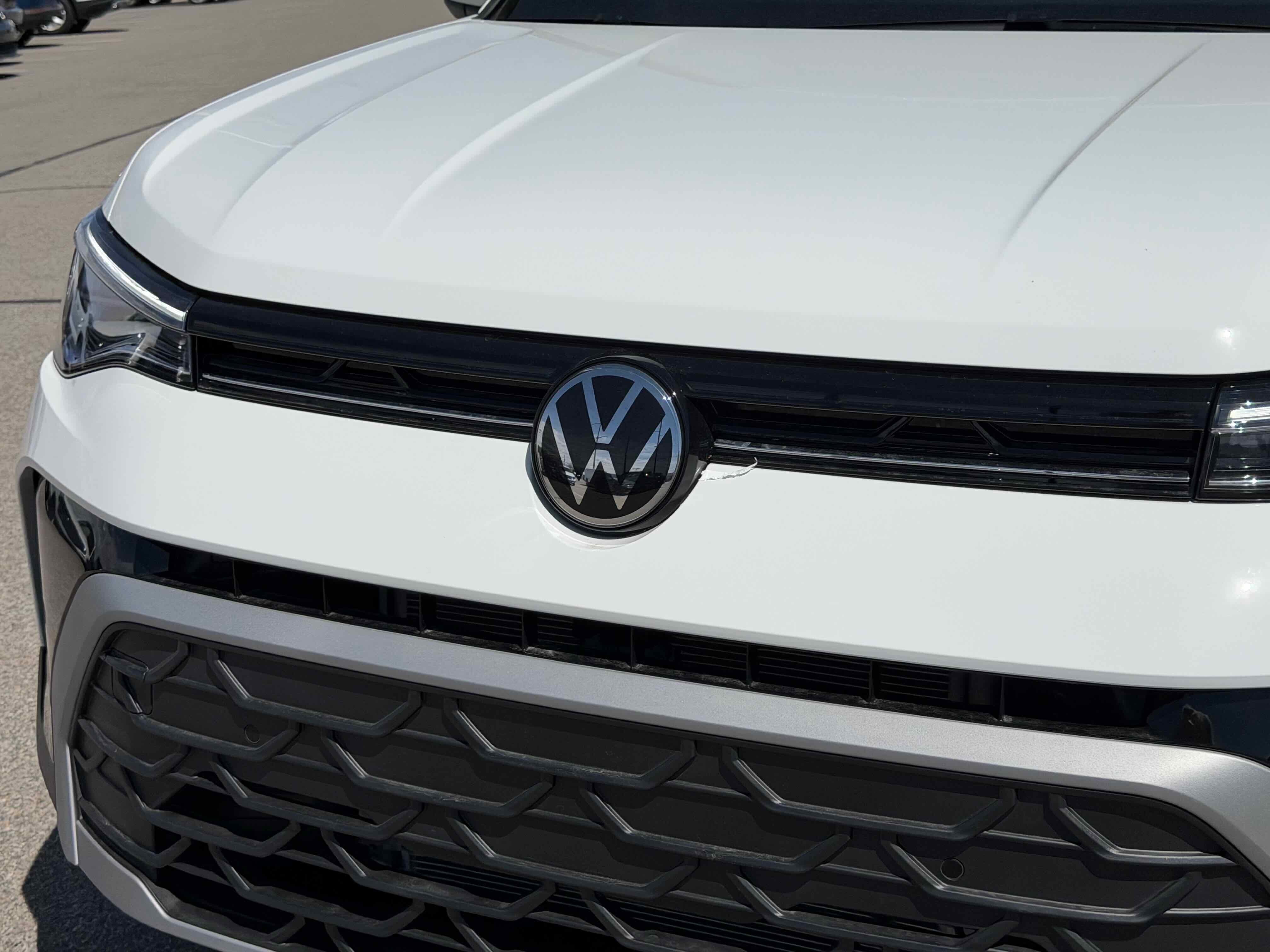 2026 Volkswagen Taos SE