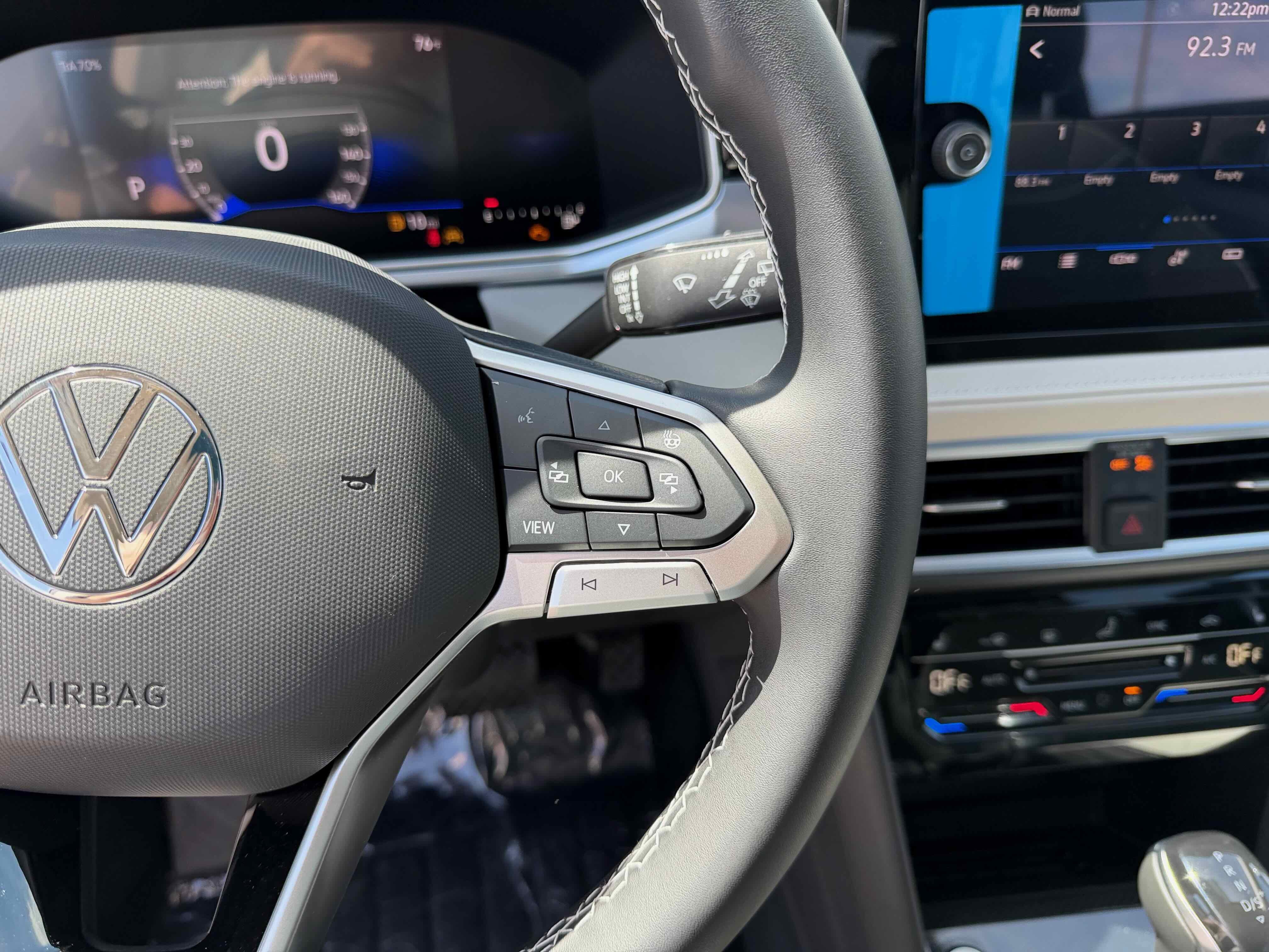 2026 Volkswagen Taos SE
