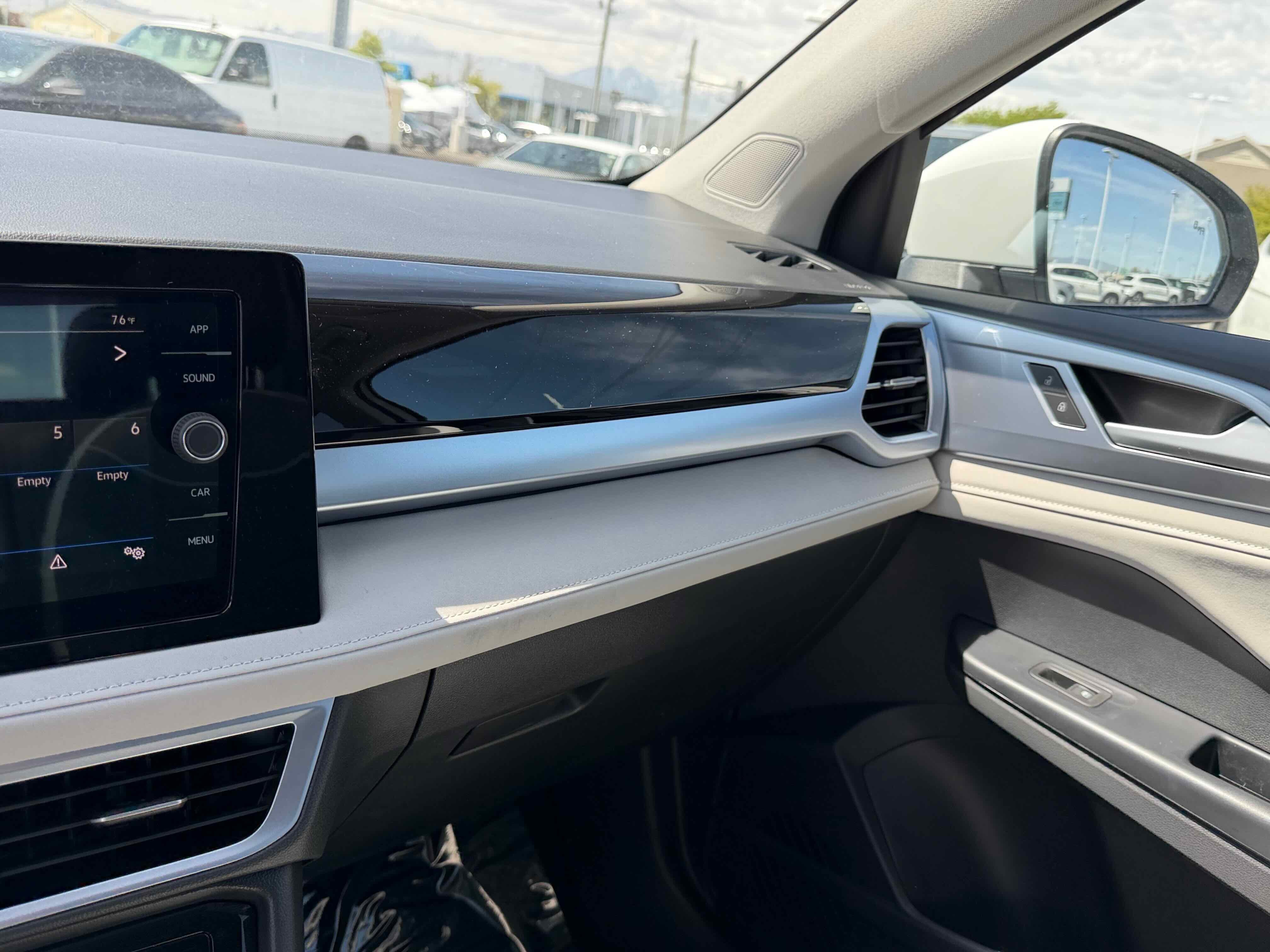 2026 Volkswagen Taos SE
