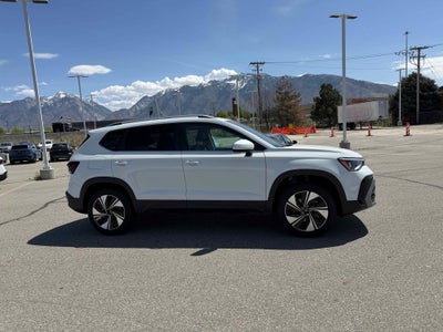 2026 Volkswagen Taos SE