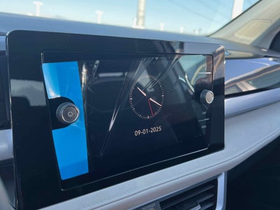 2025 Volkswagen Taos SE