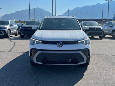 2025 Volkswagen Taos SE