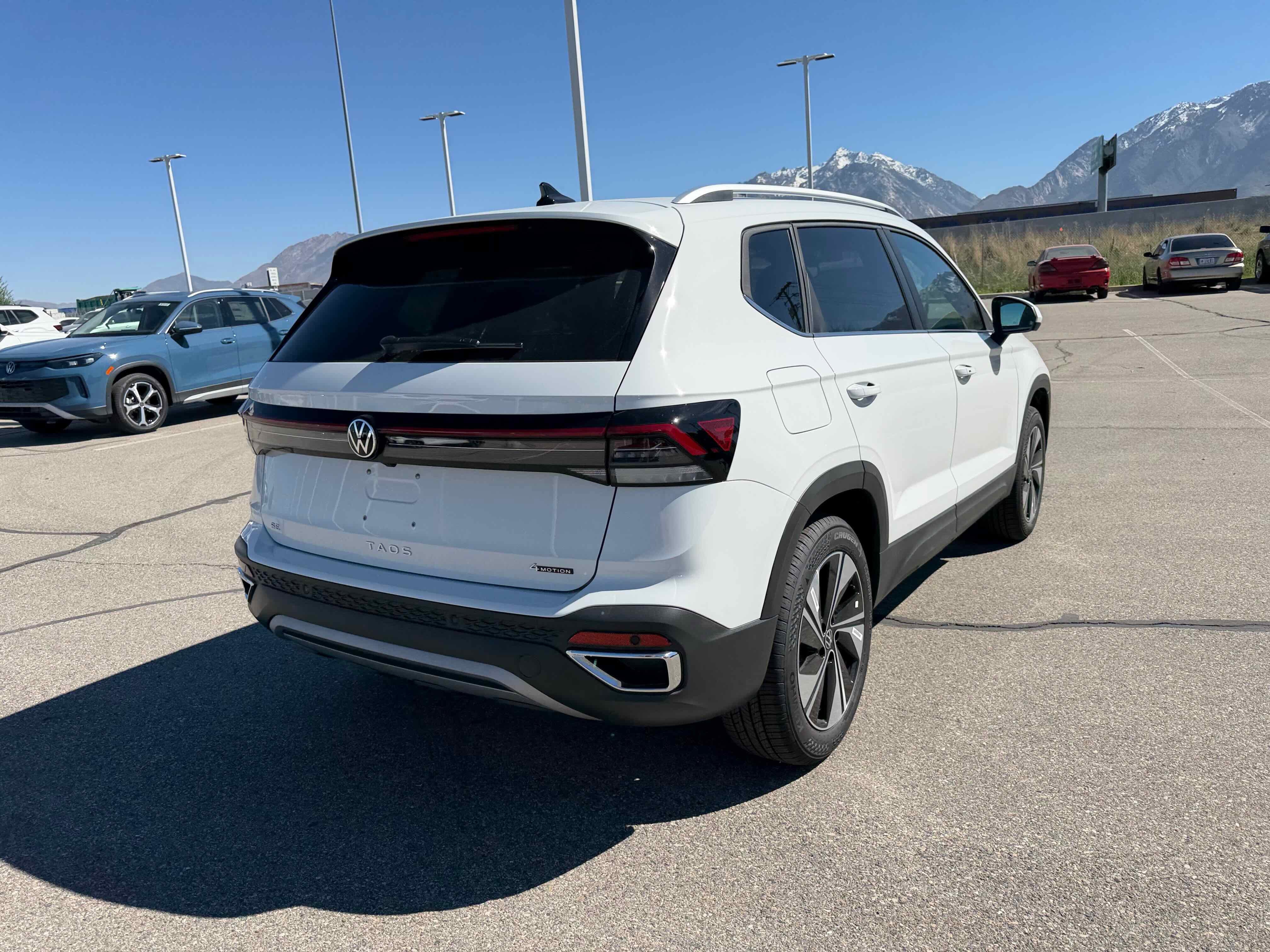 2026 Volkswagen Taos SE