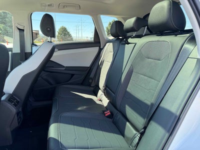 2026 Volkswagen Taos SE