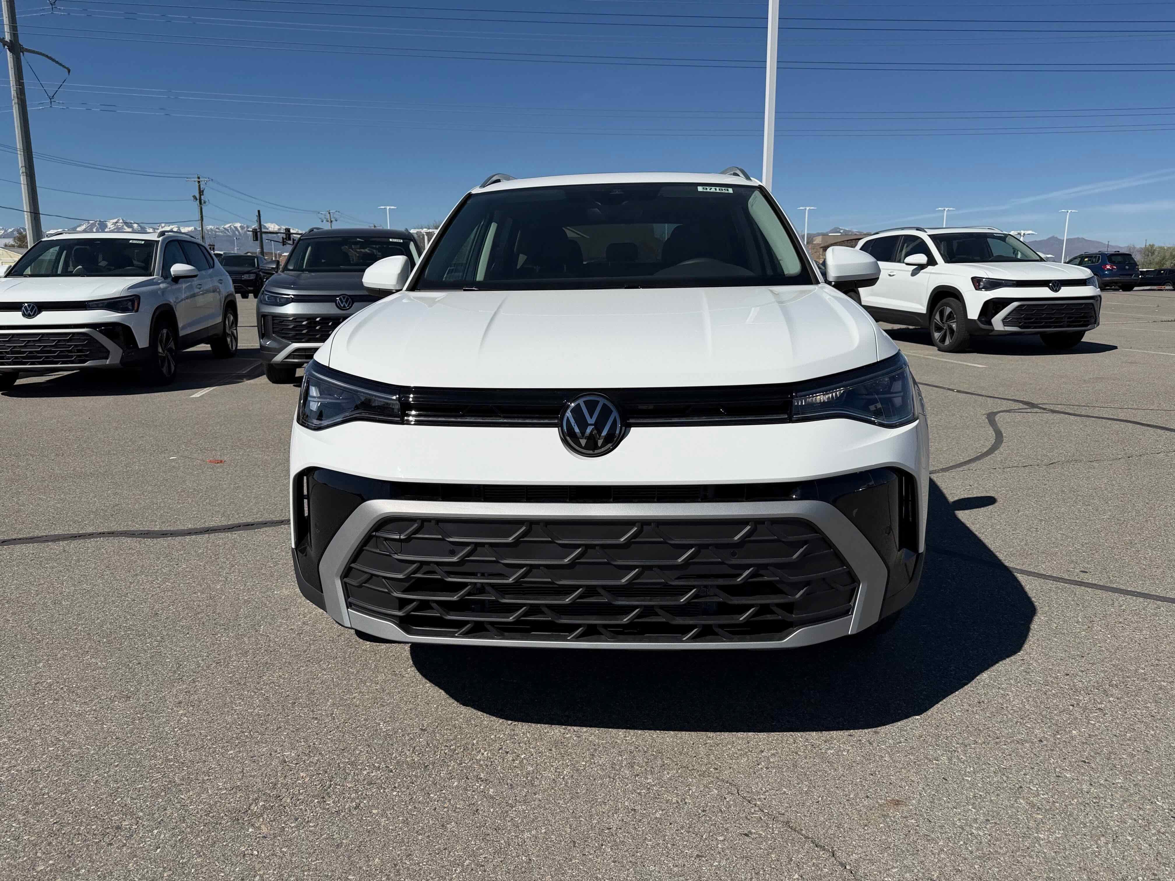 2026 Volkswagen Taos SE