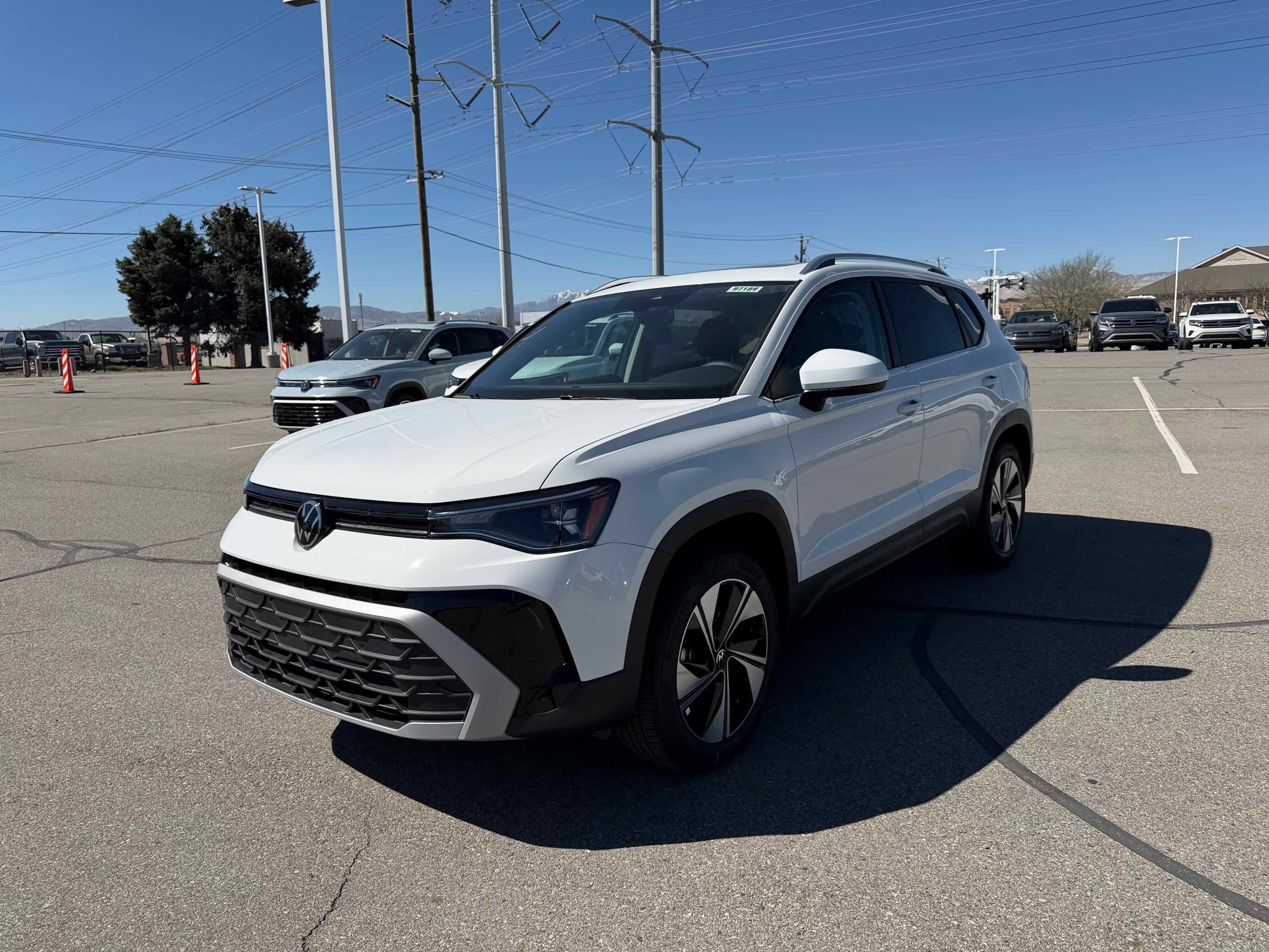 2026 Volkswagen Taos SE