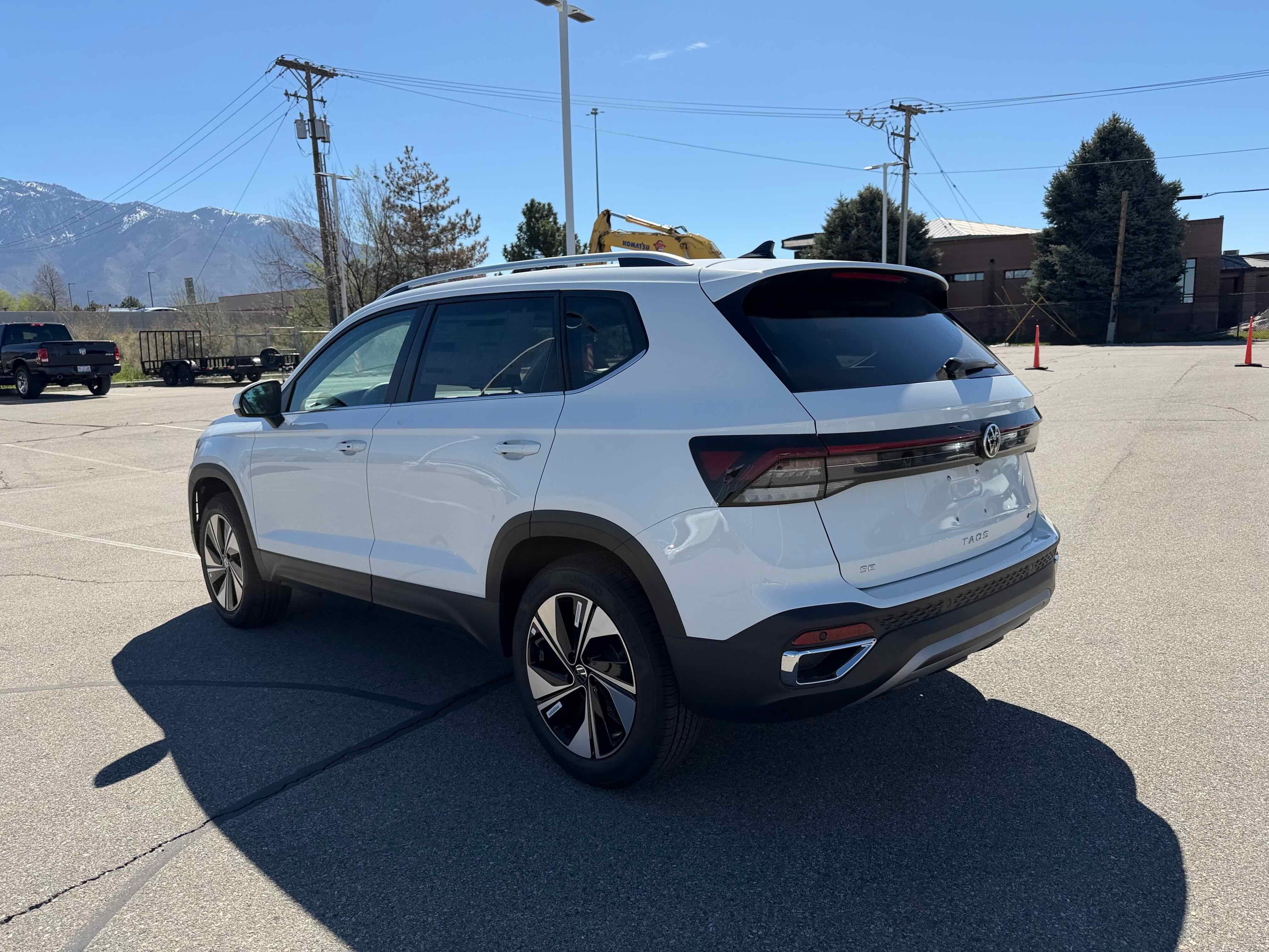 2026 Volkswagen Taos SE