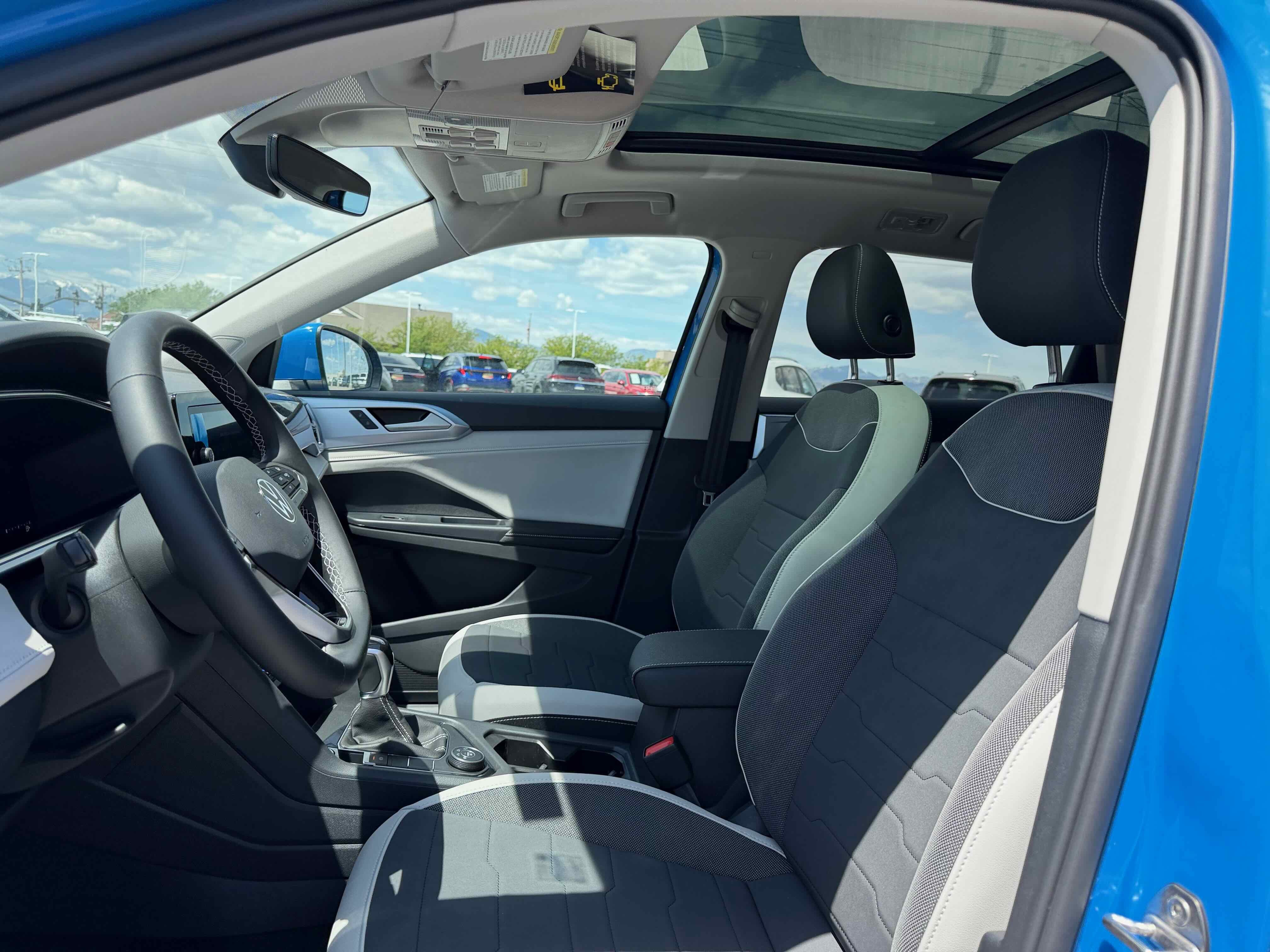 2026 Volkswagen Taos SE