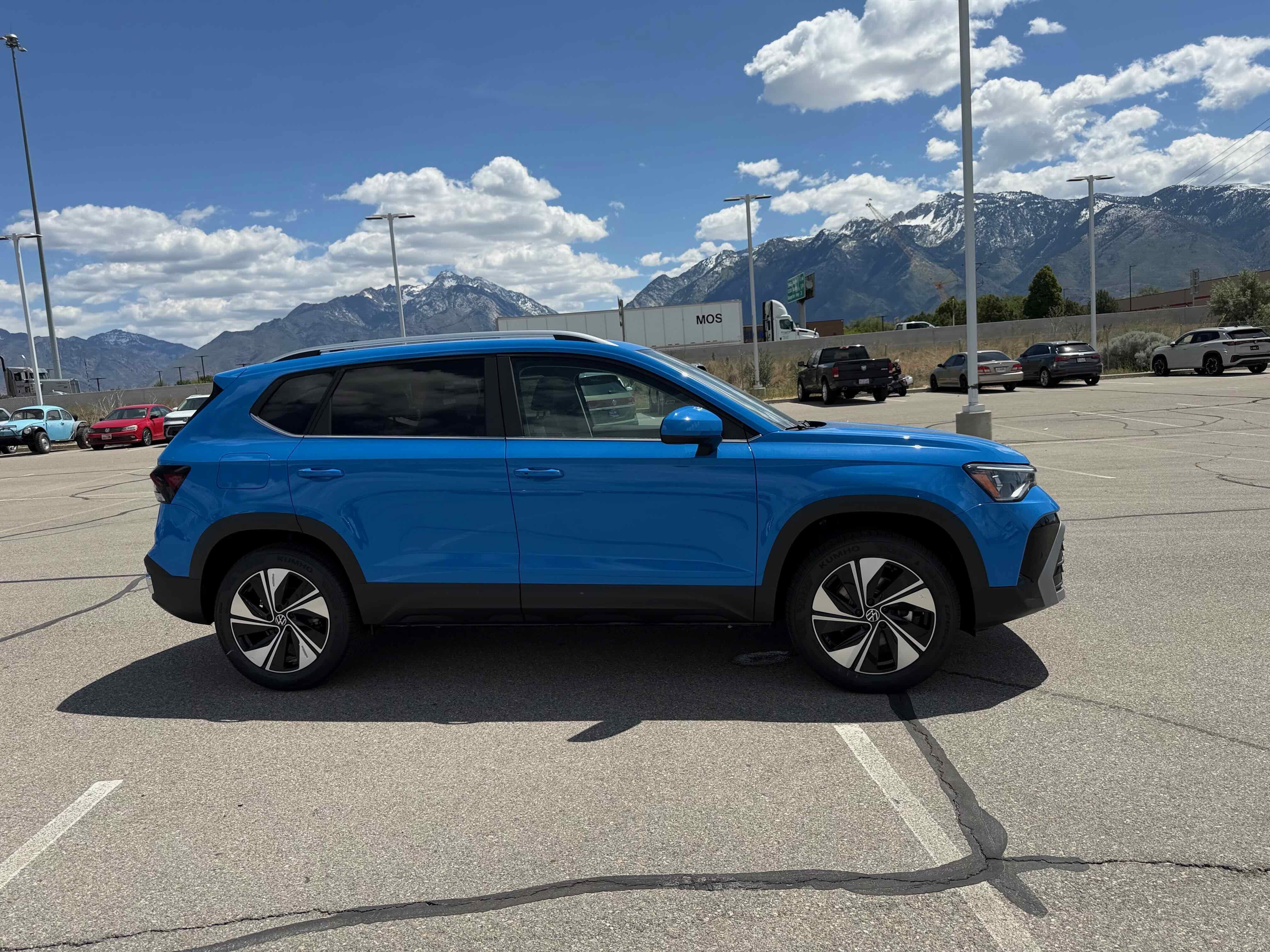 2026 Volkswagen Taos SE
