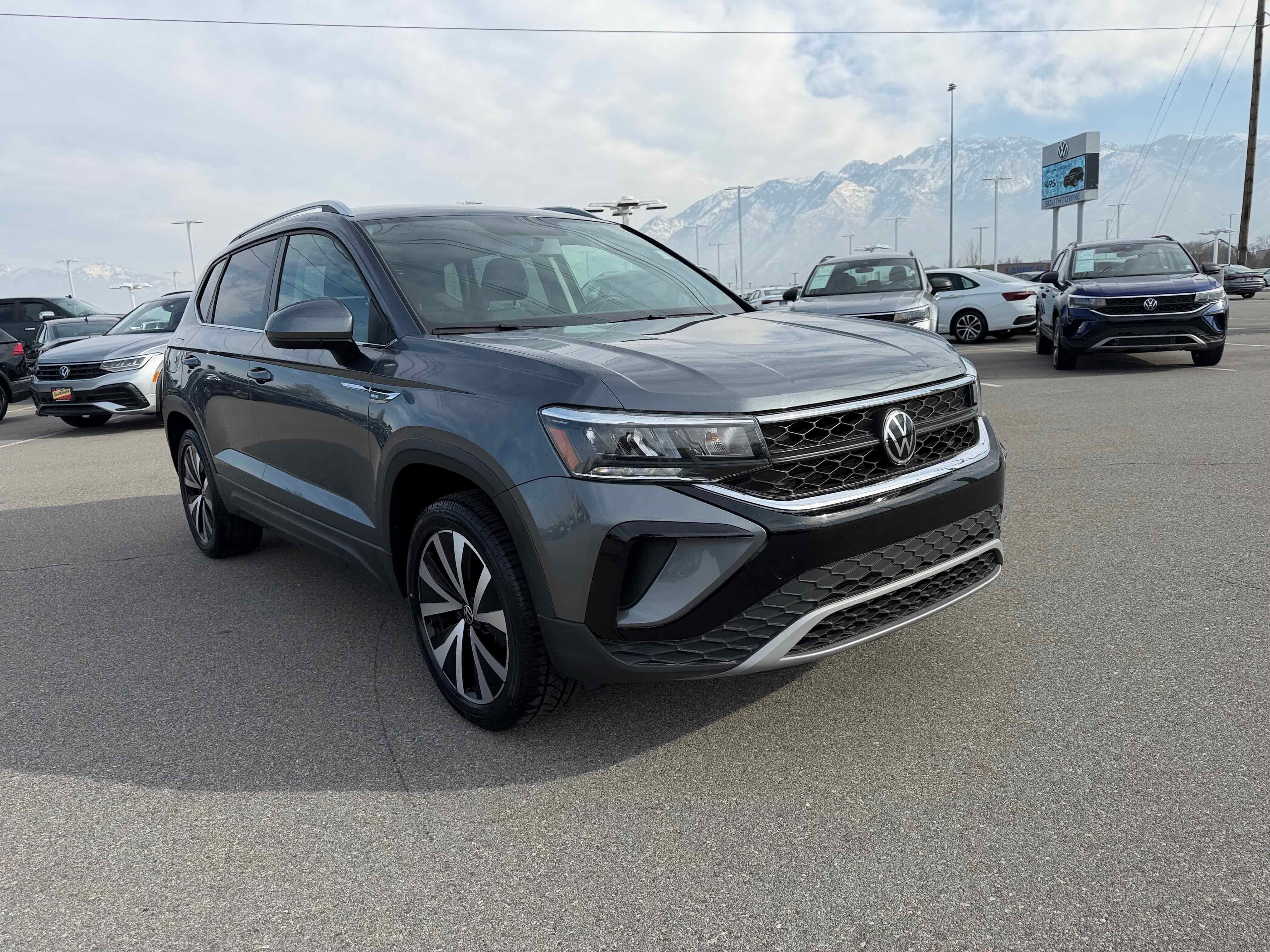 2022 Volkswagen Taos SE