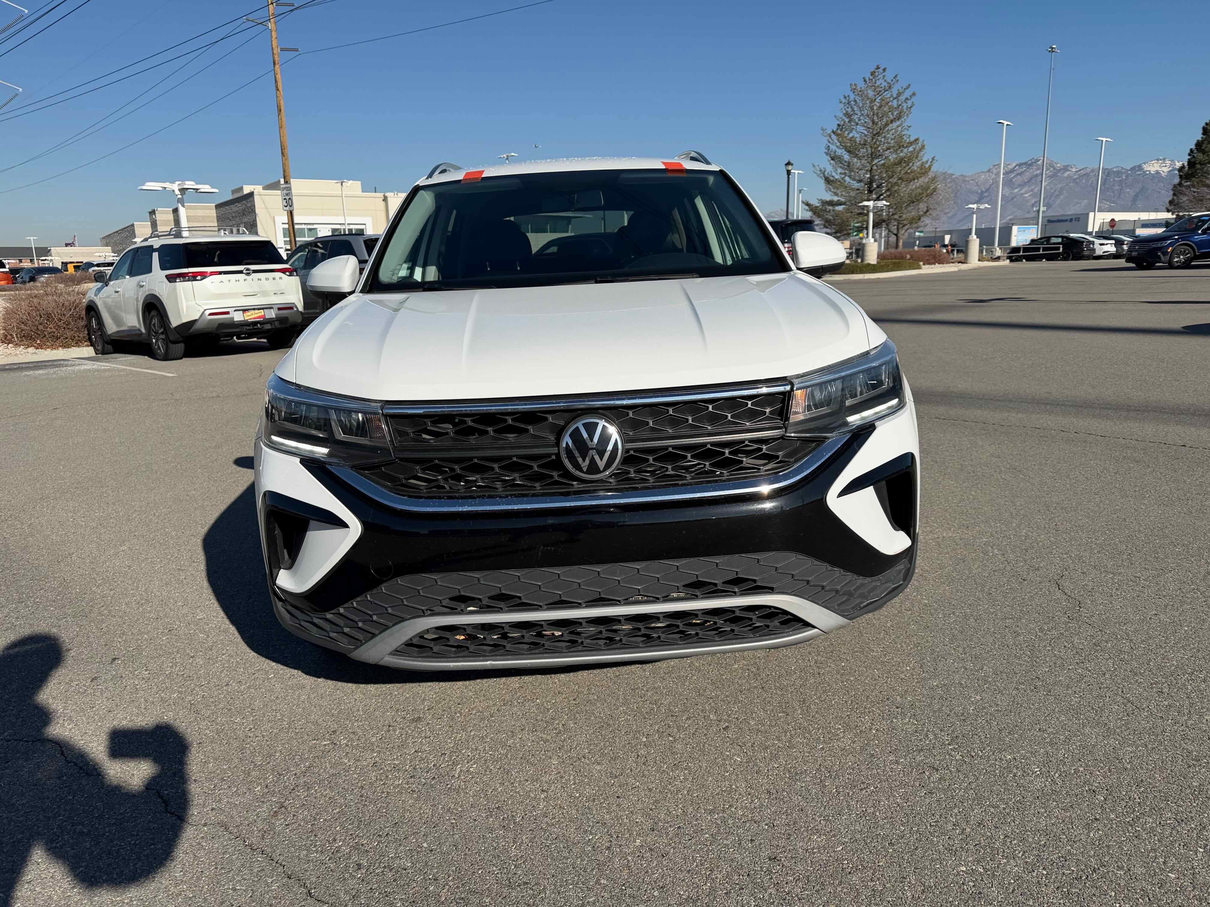 2022 Volkswagen Taos SE