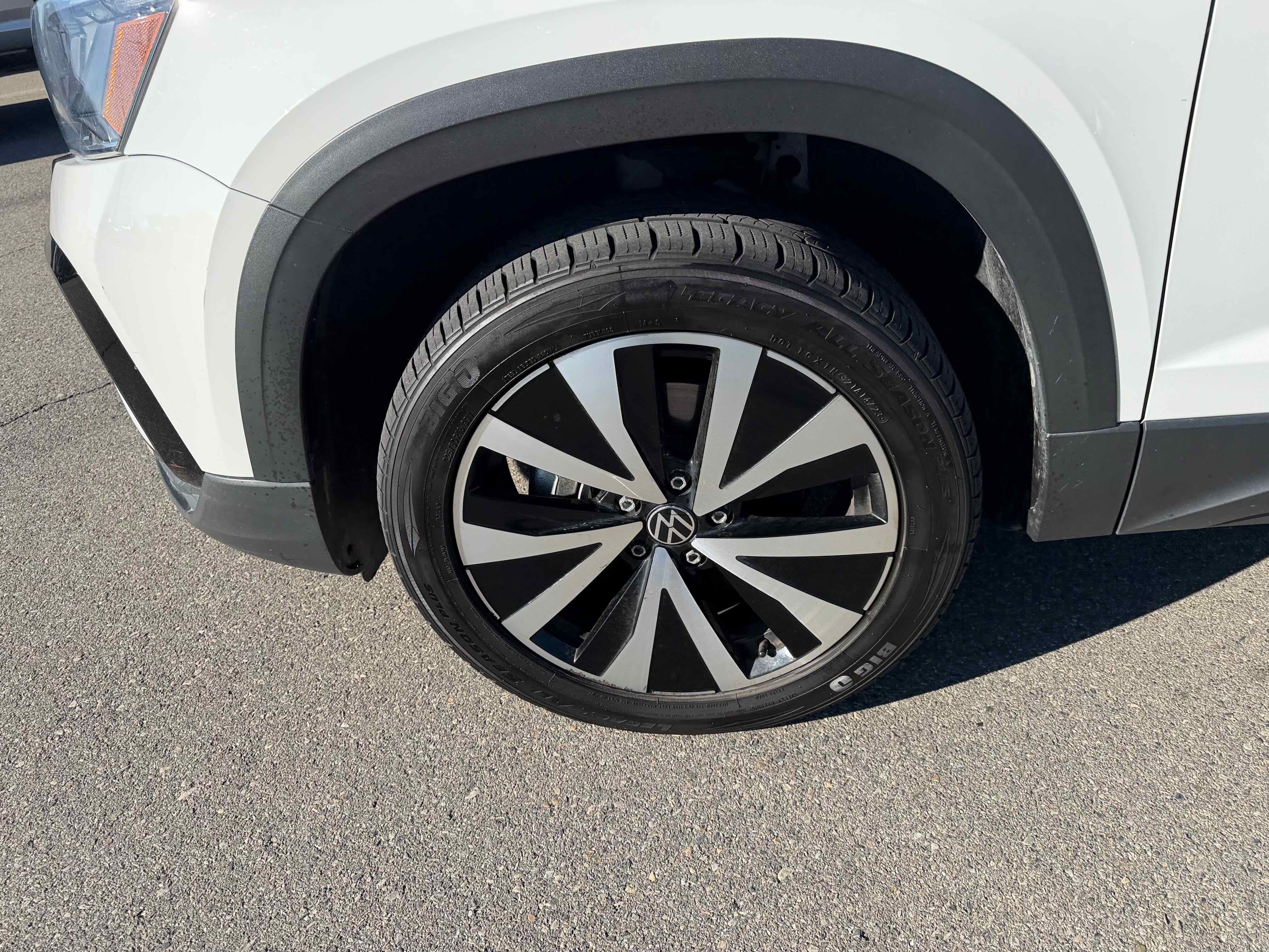 2022 Volkswagen Taos SE