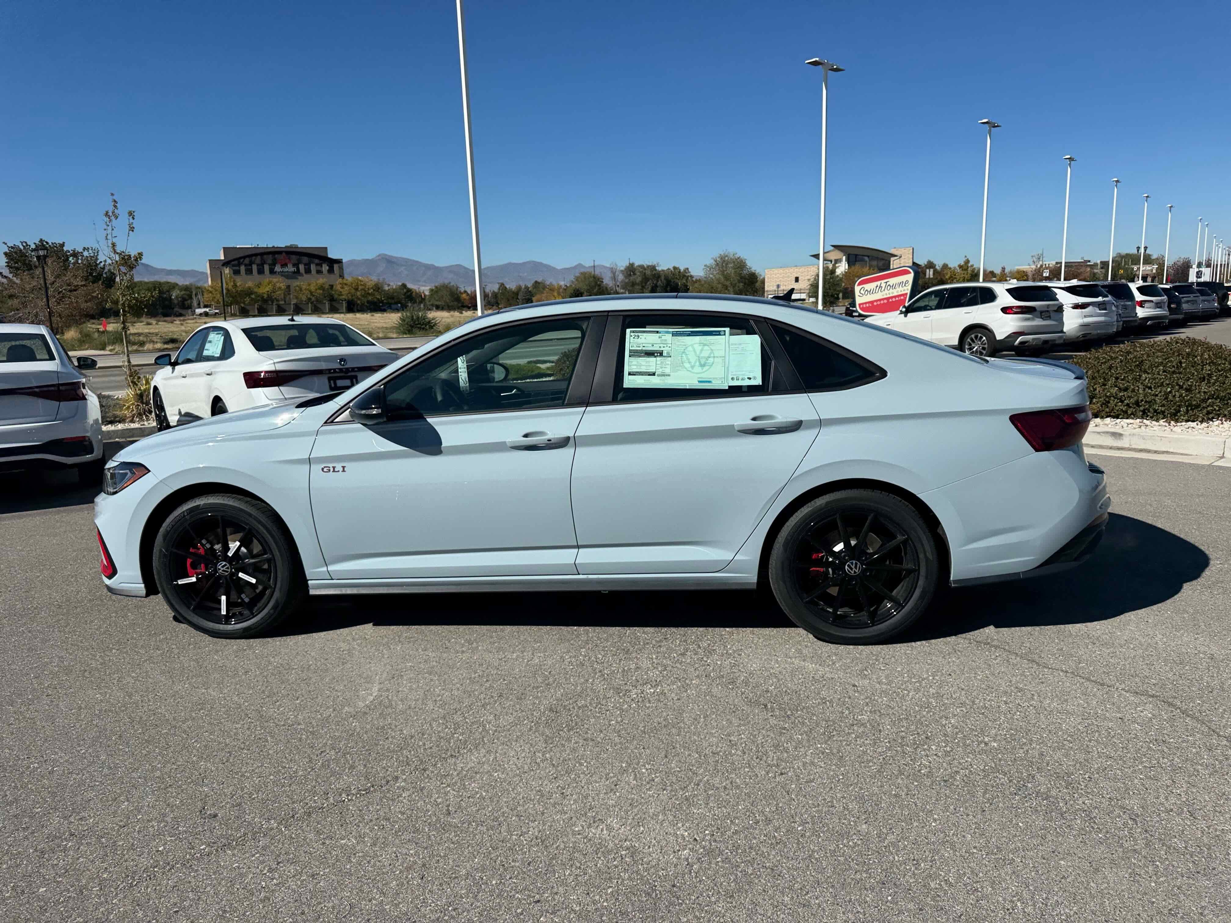 2026 Volkswagen Jetta GLI Autobahn