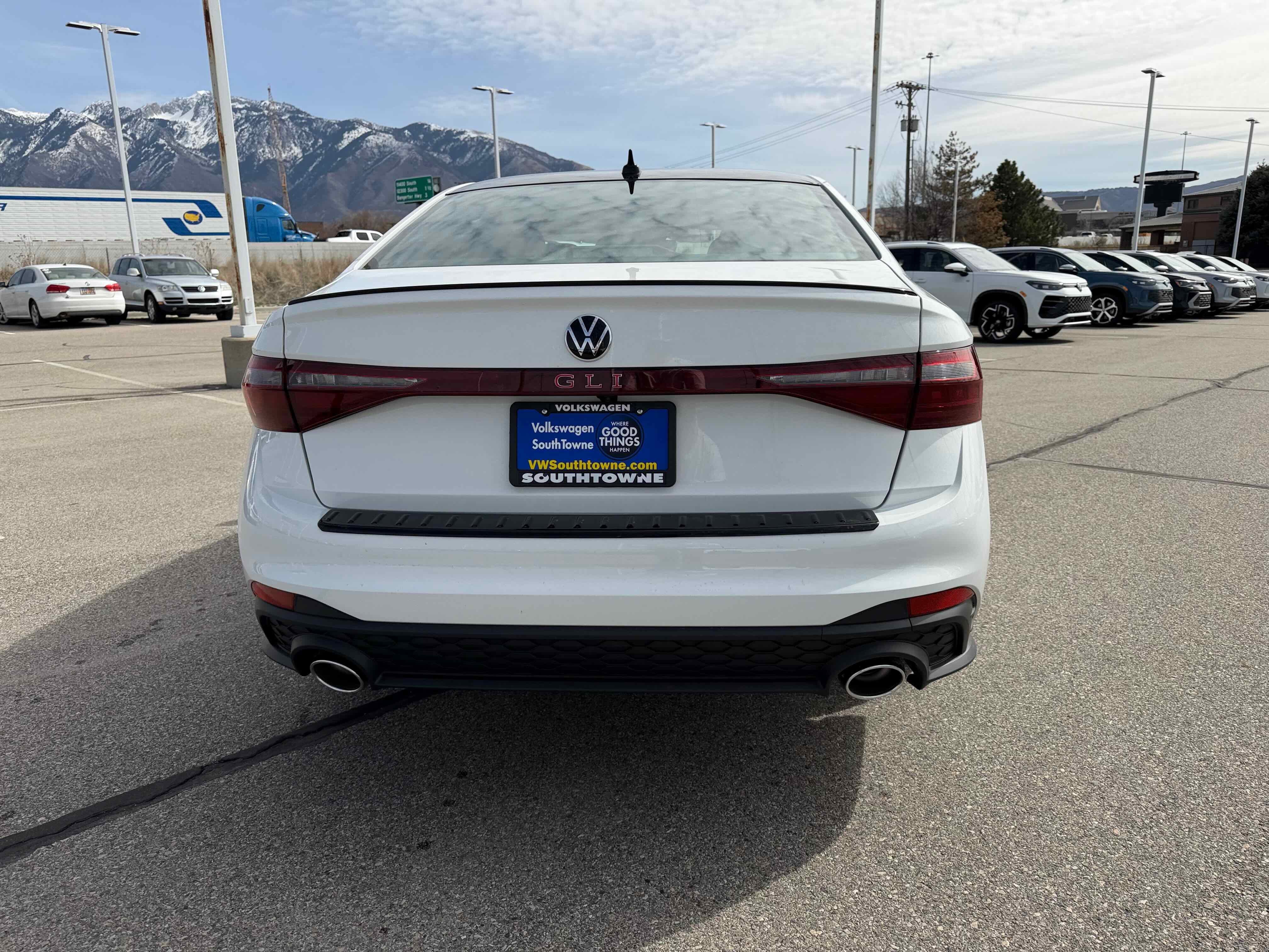 2026 Volkswagen Jetta GLI Autobahn