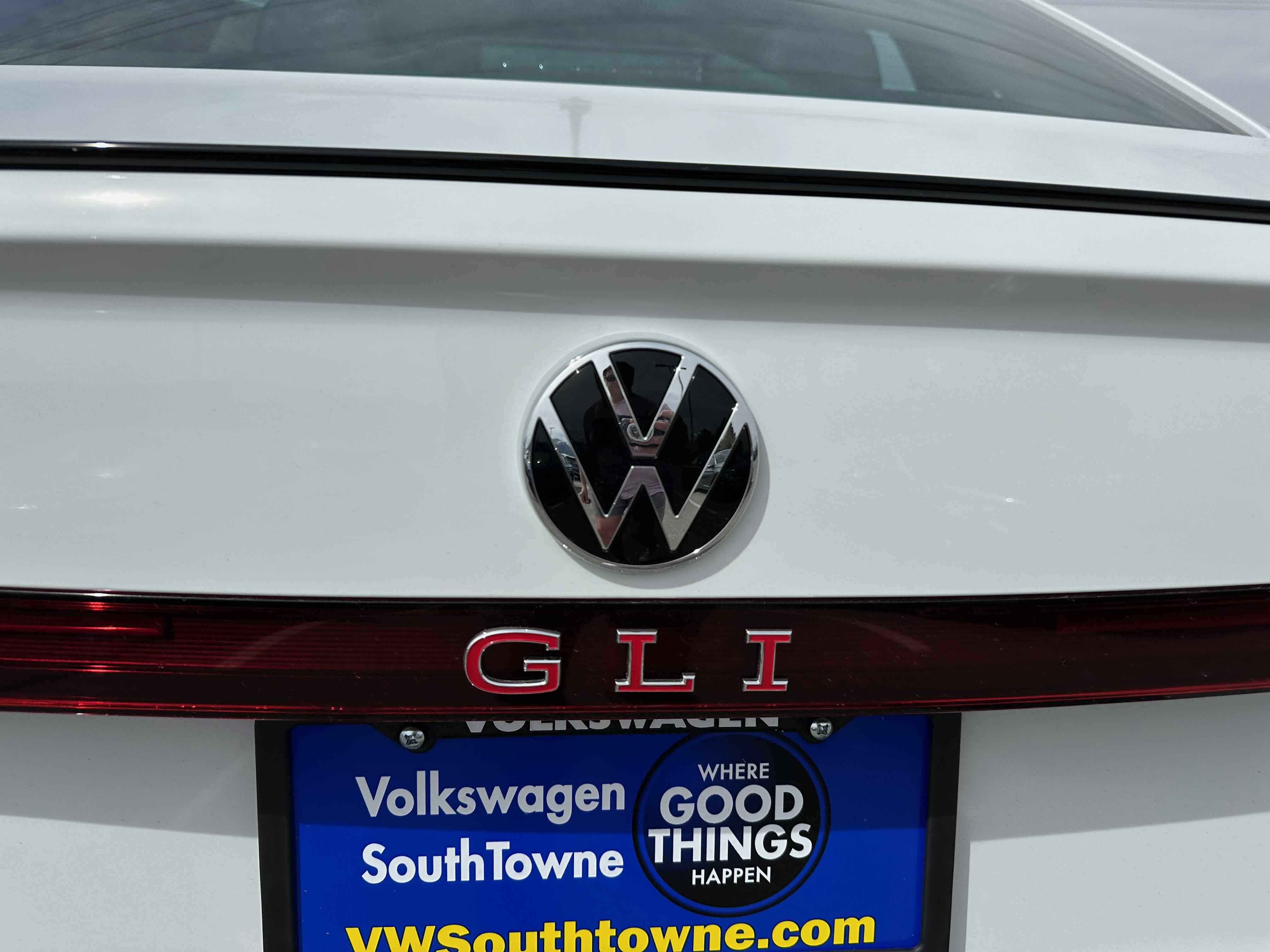 2026 Volkswagen Jetta GLI Autobahn