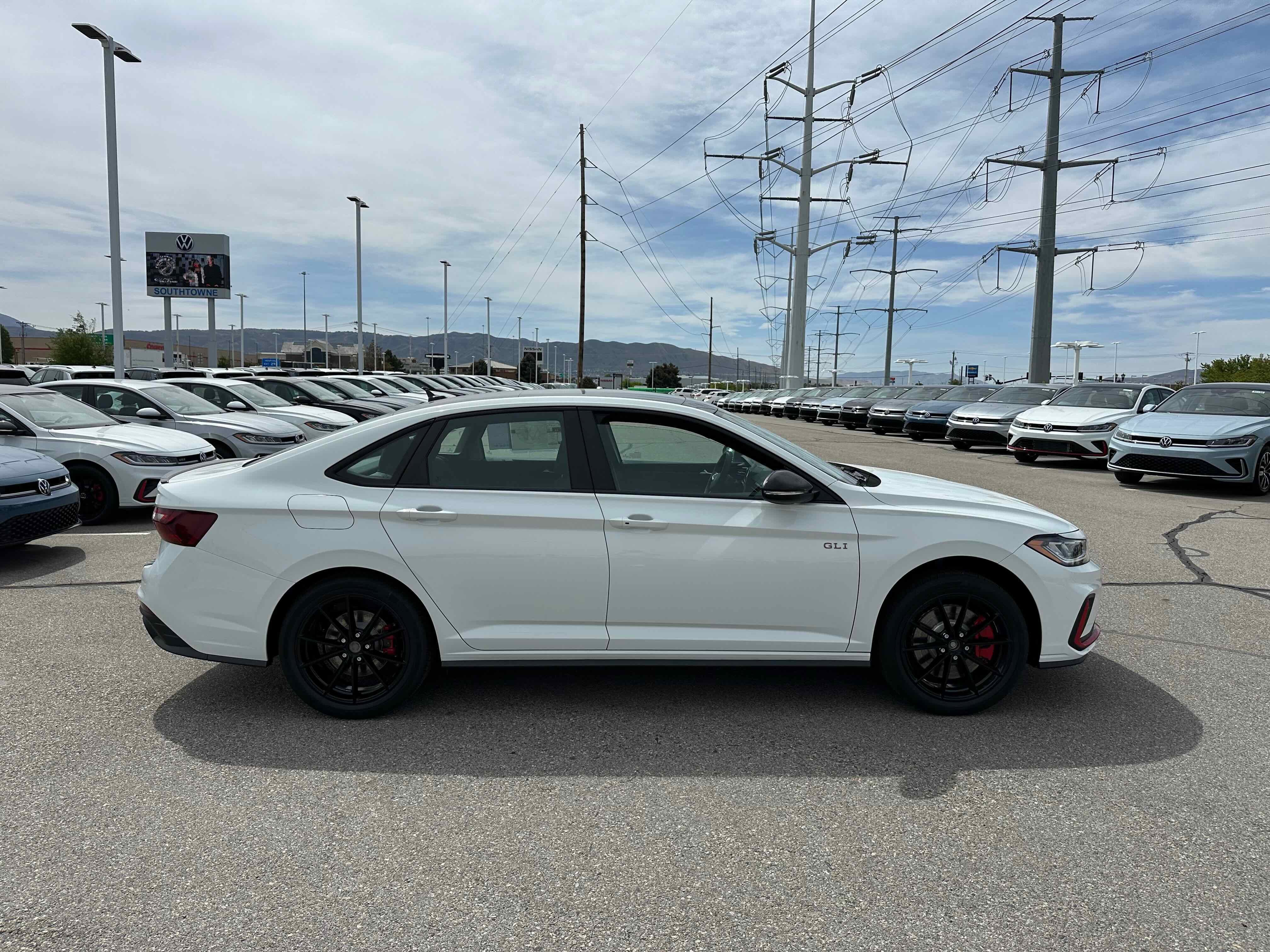 2026 Volkswagen Jetta GLI Autobahn