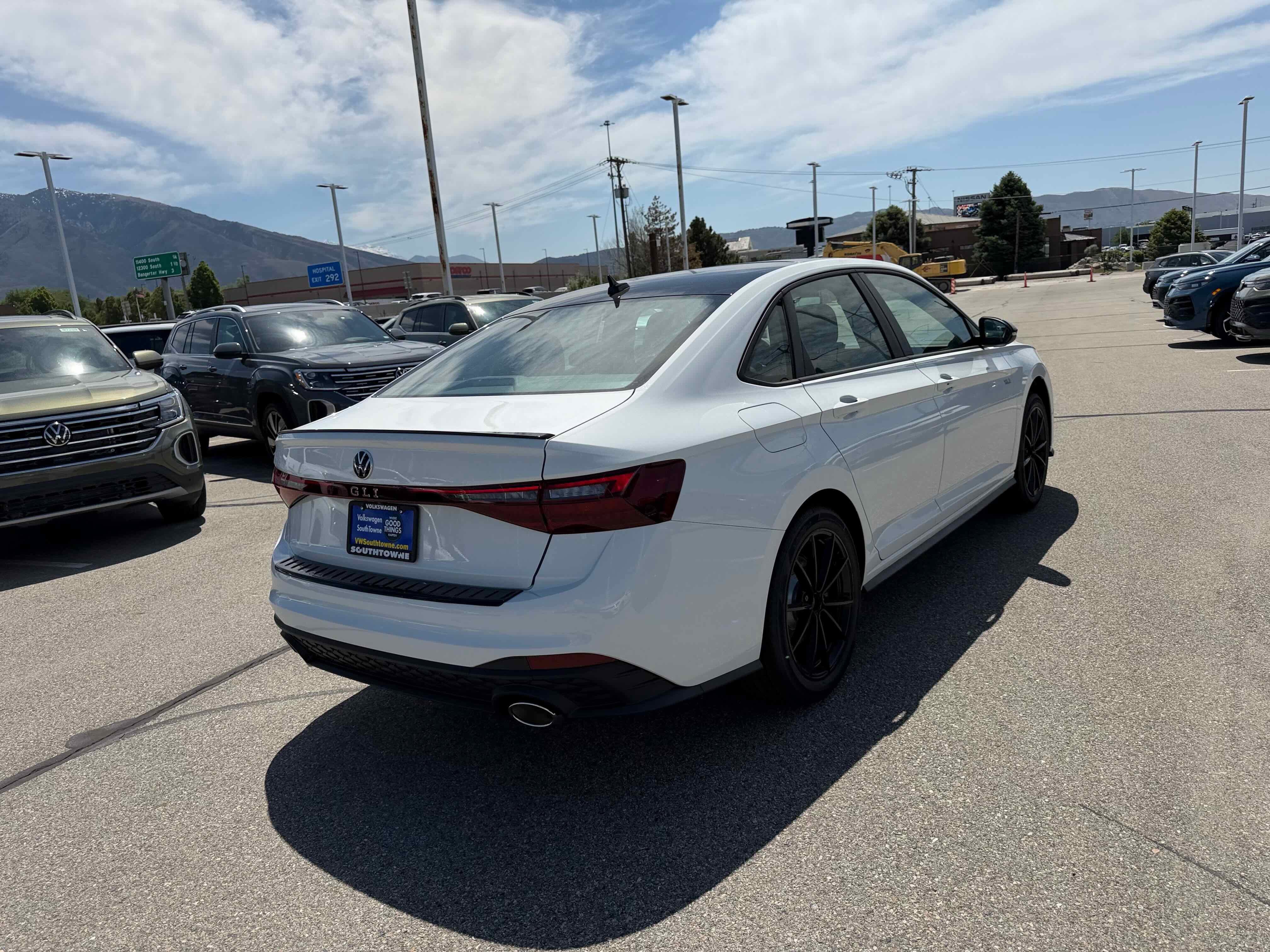 2026 Volkswagen Jetta GLI Autobahn