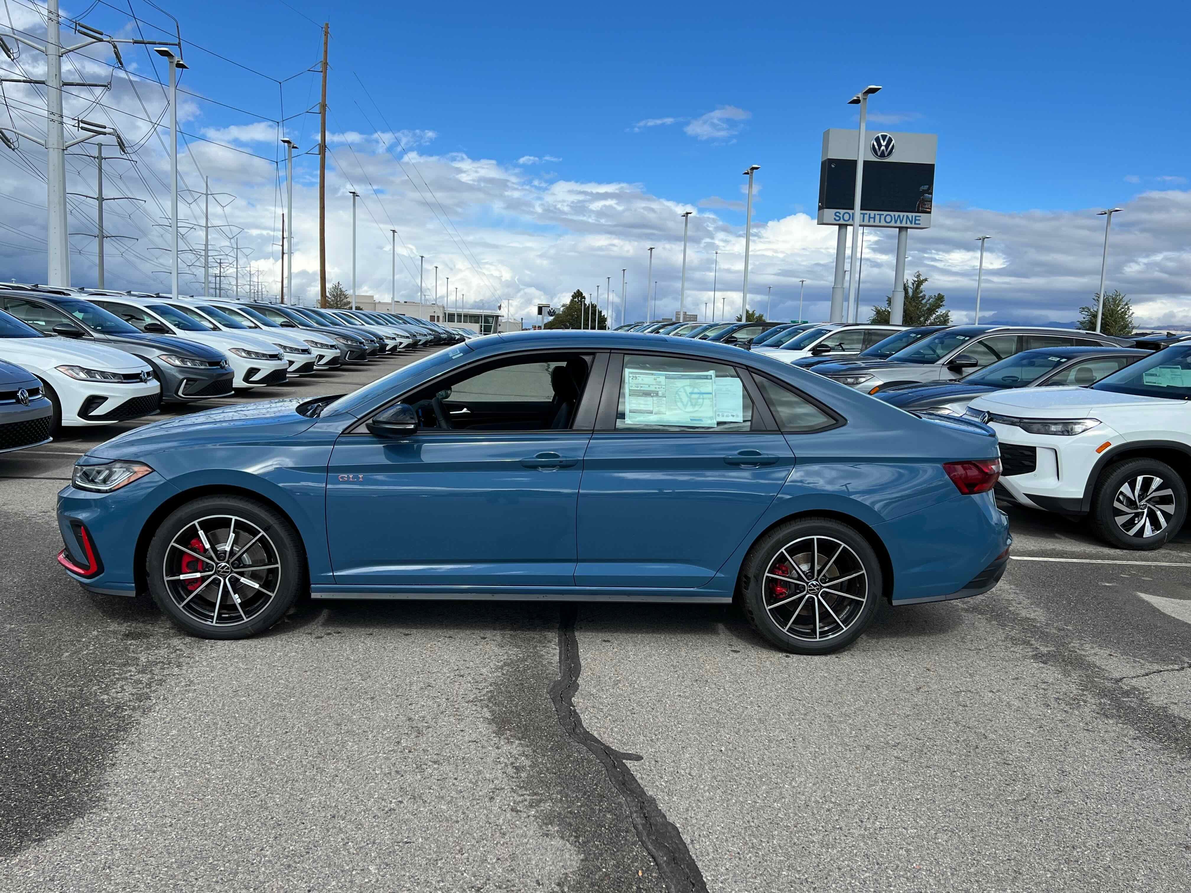 2026 Volkswagen Jetta GLI Autobahn