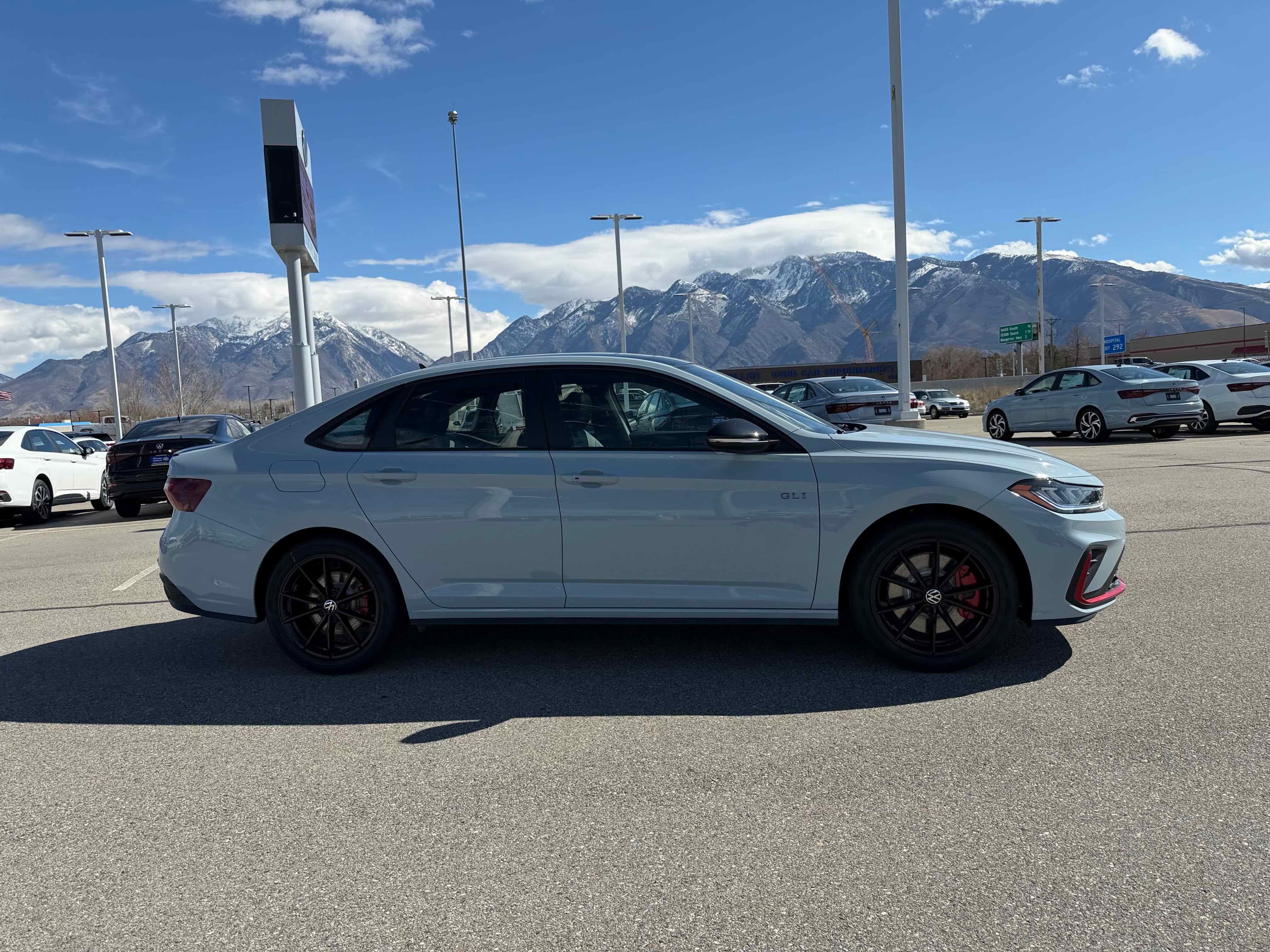 2026 Volkswagen Jetta GLI Autobahn