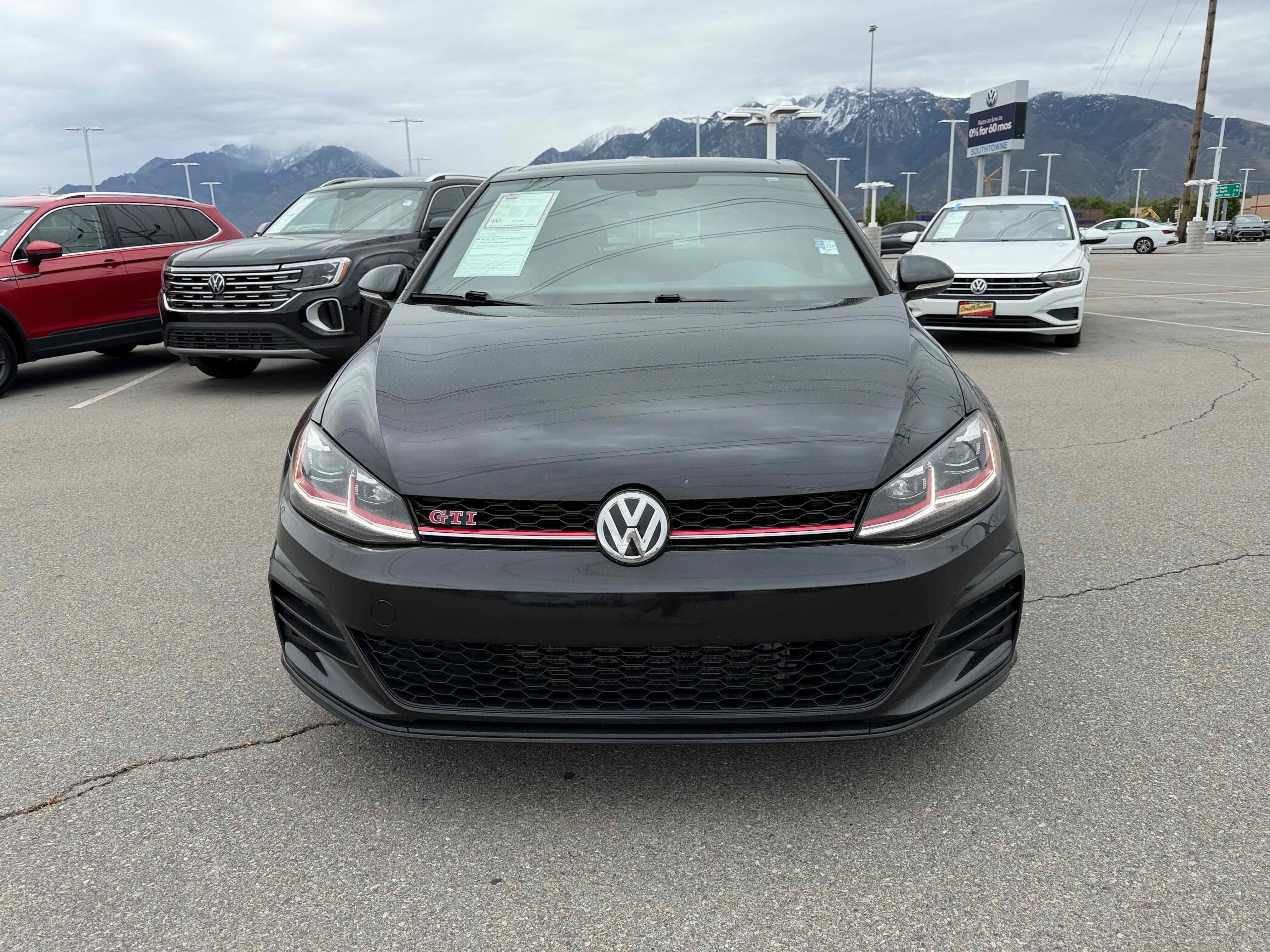 2020 Volkswagen Golf GTI SE