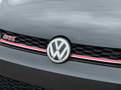2020 Volkswagen Golf GTI SE