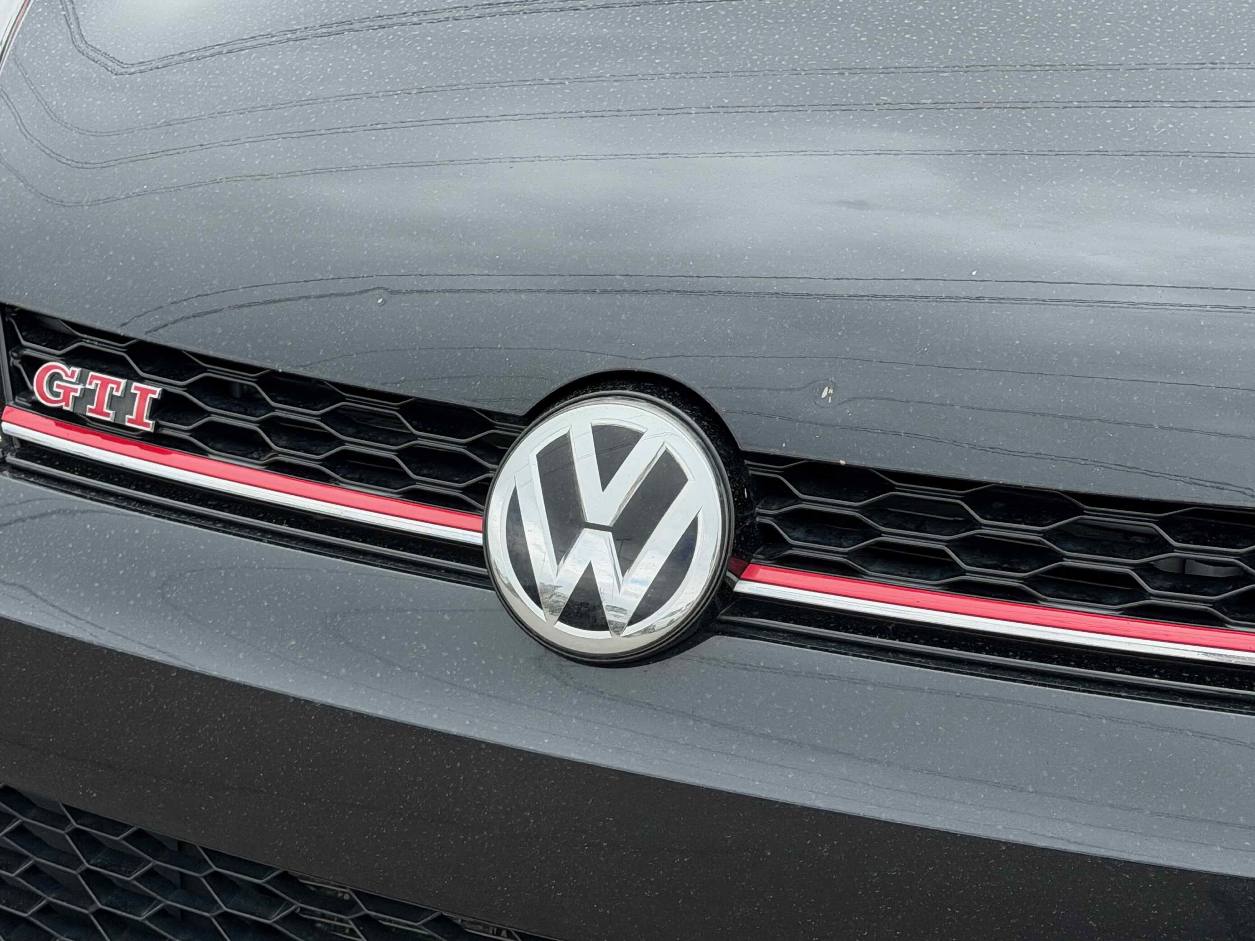 2020 Volkswagen Golf GTI SE