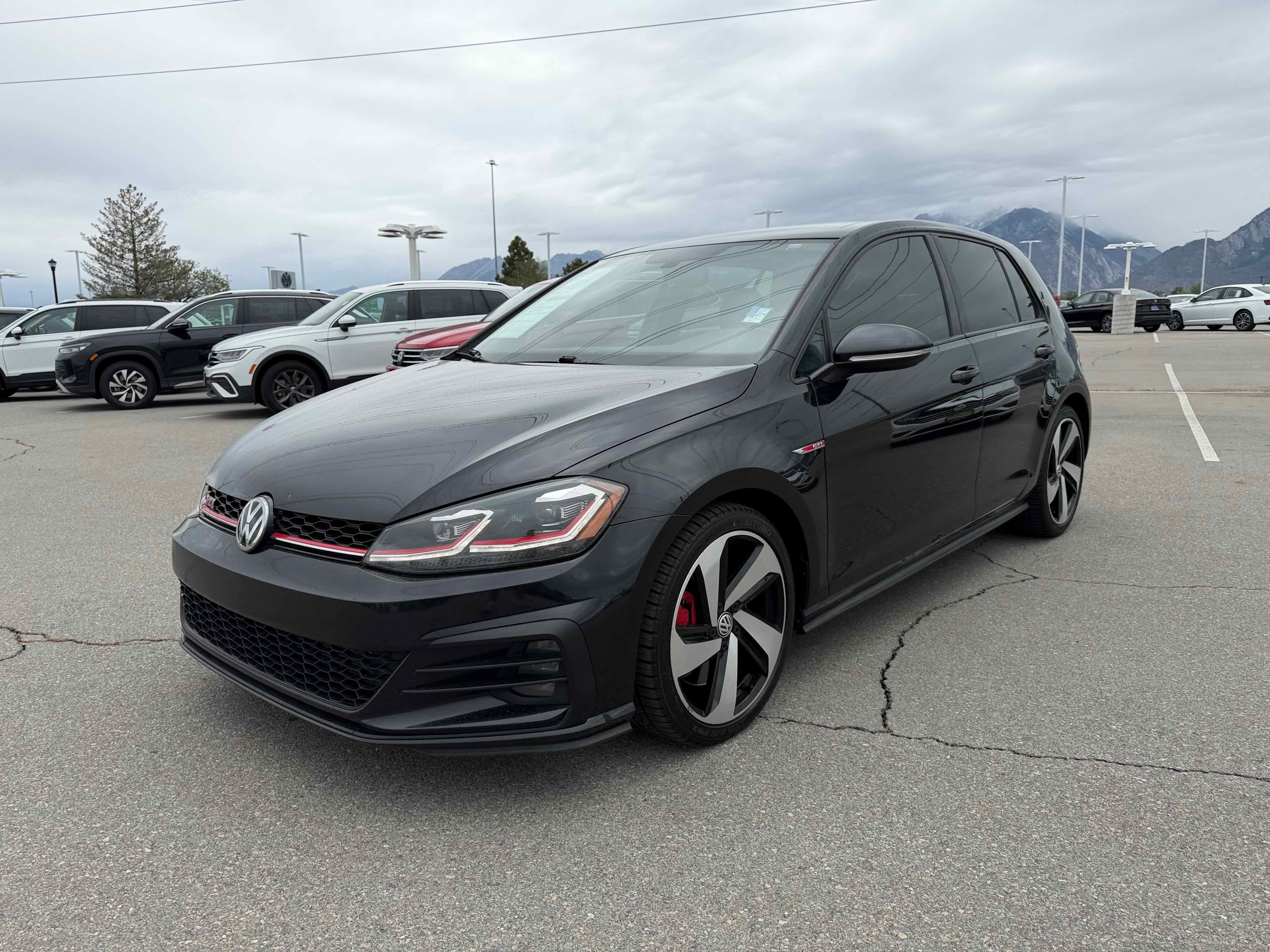 2020 Volkswagen Golf GTI SE