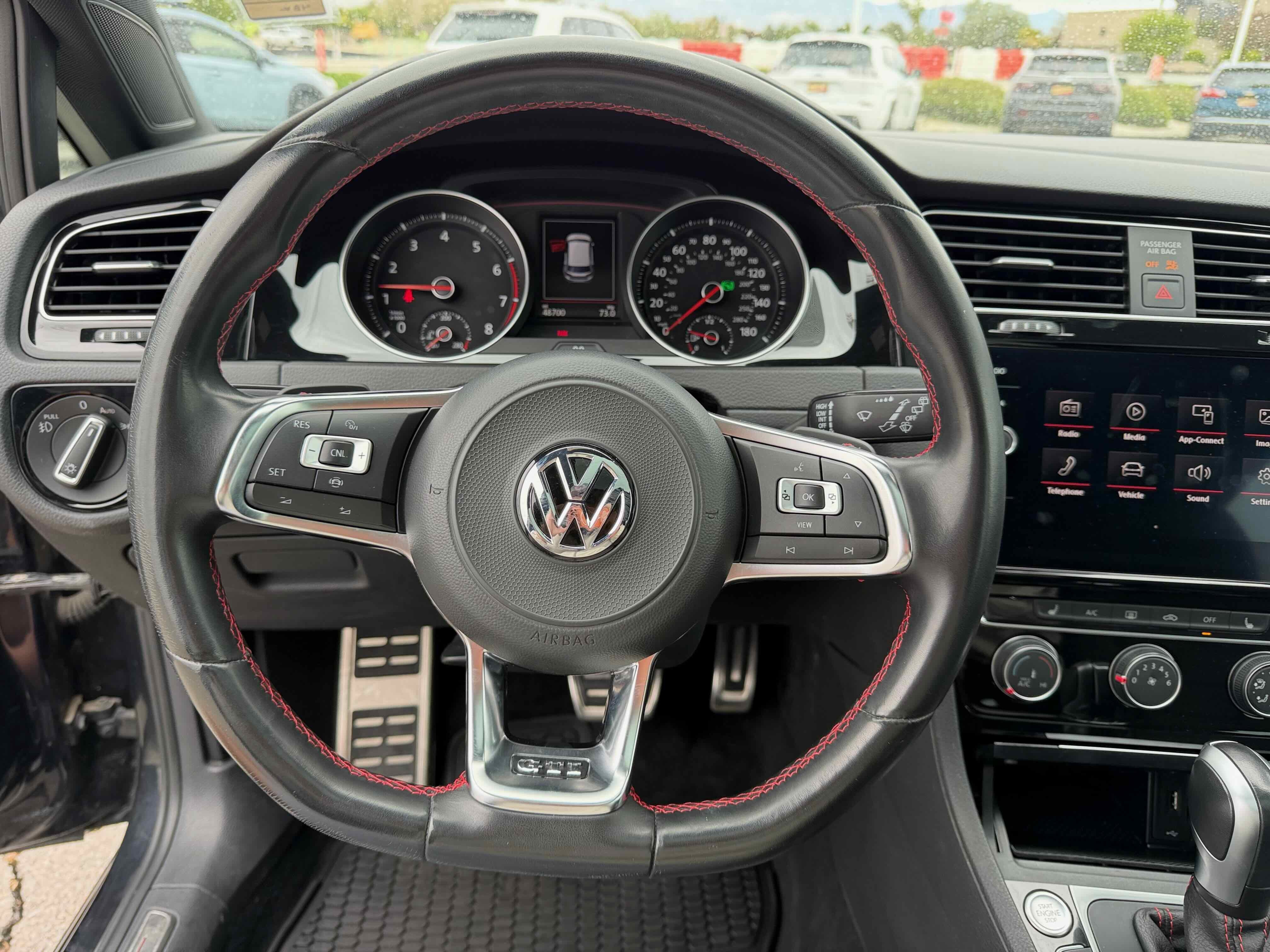 2020 Volkswagen Golf GTI SE