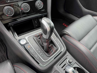 2020 Volkswagen Golf GTI SE