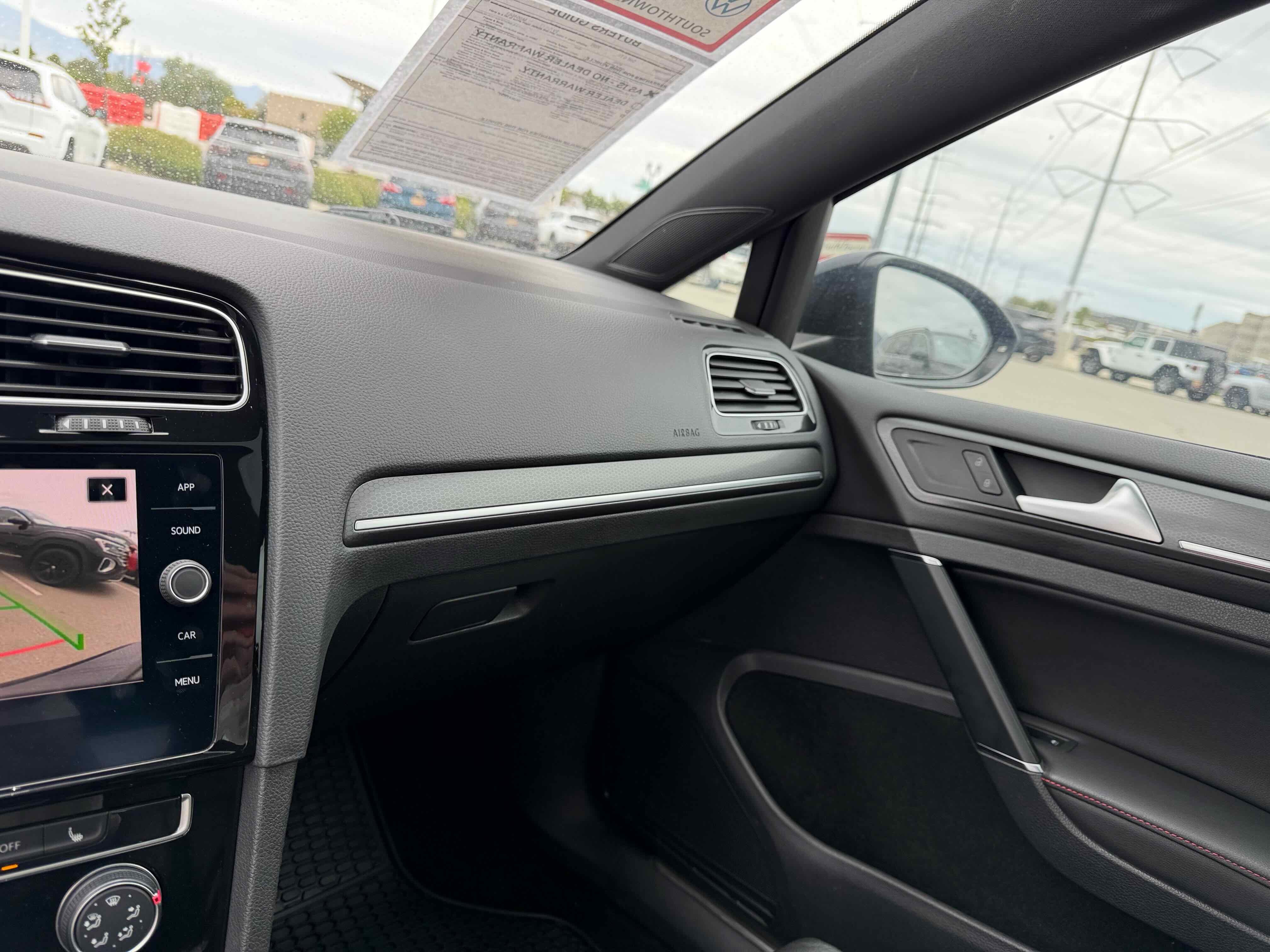 2020 Volkswagen Golf GTI SE