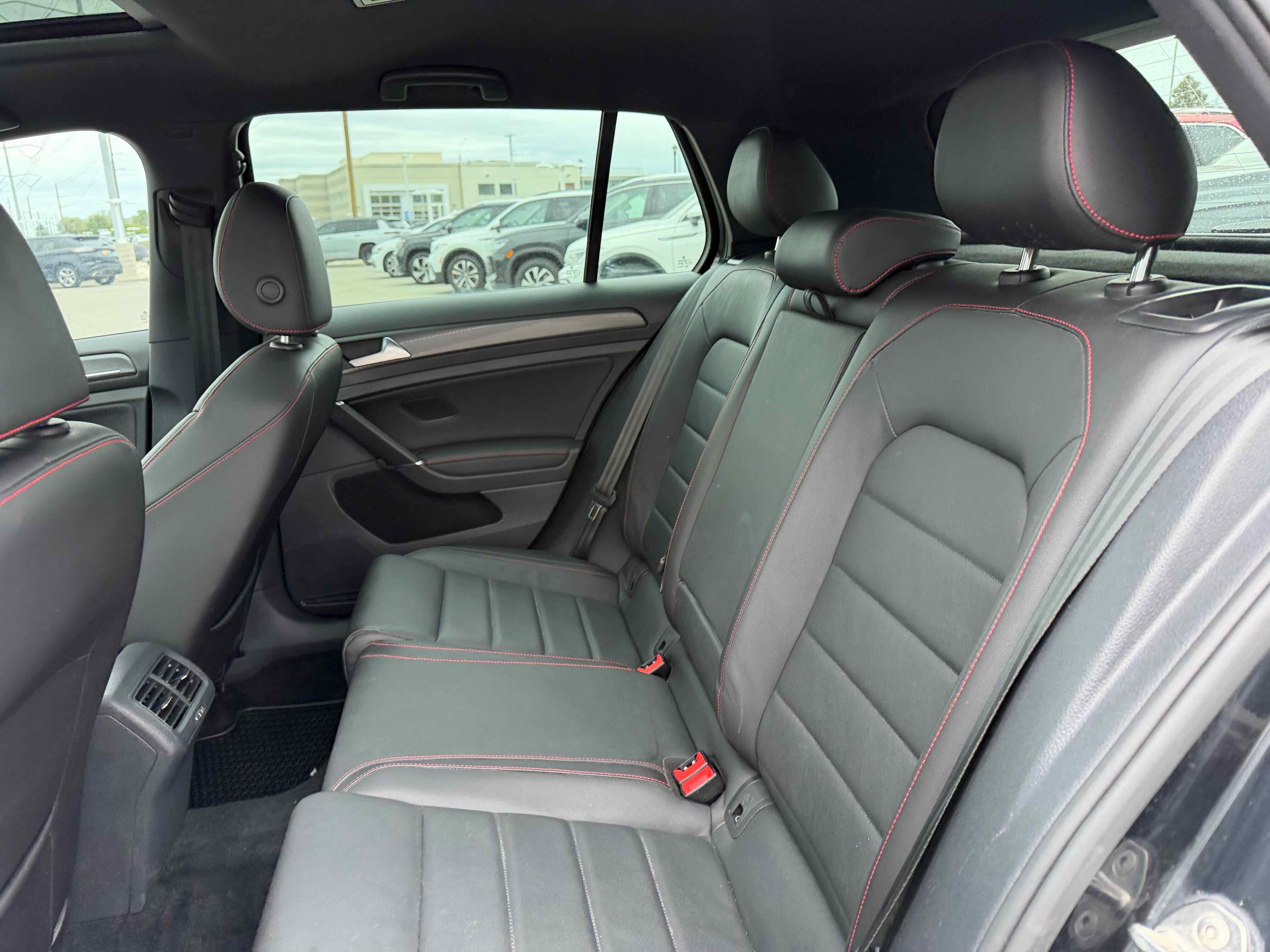 2020 Volkswagen Golf GTI SE